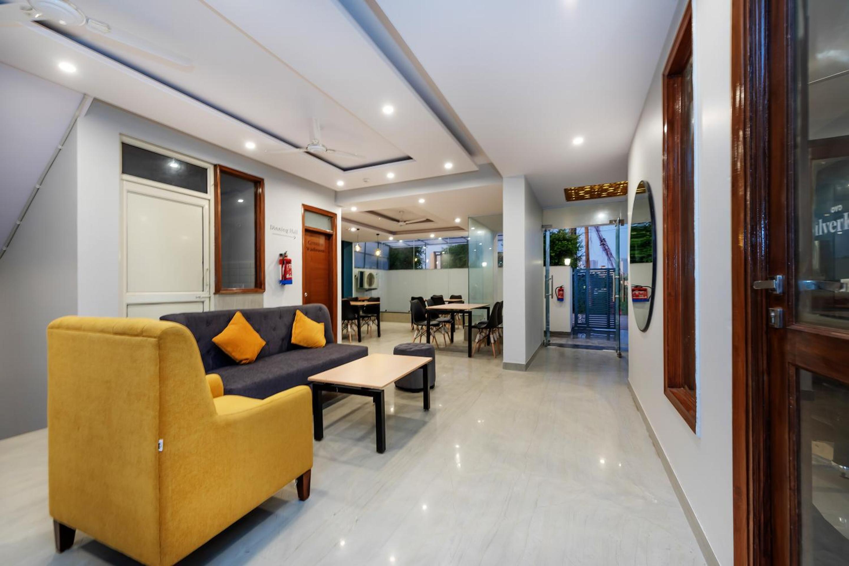 lounge