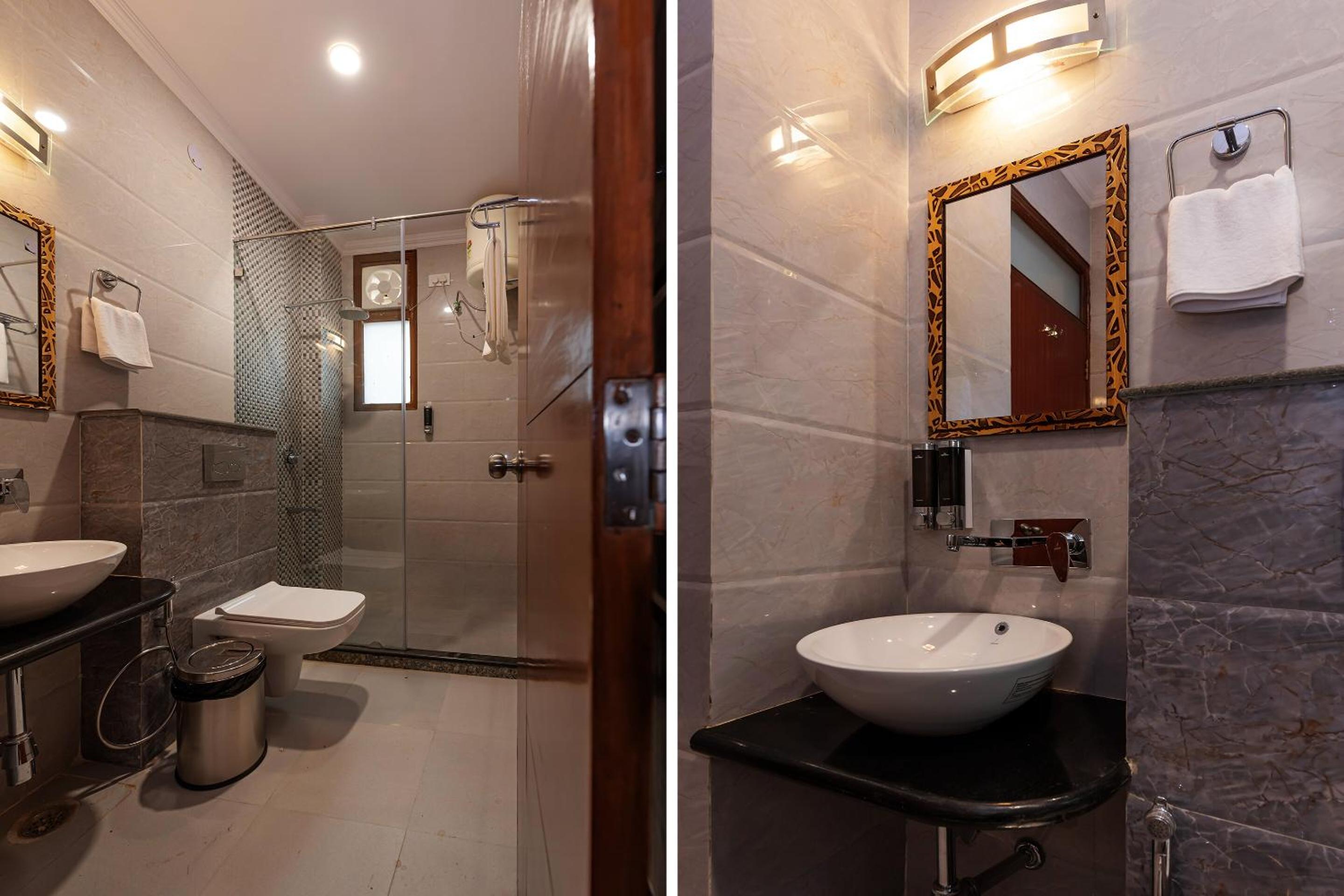 Hotel O Earth Villa Near Bestech Central Square Mall
