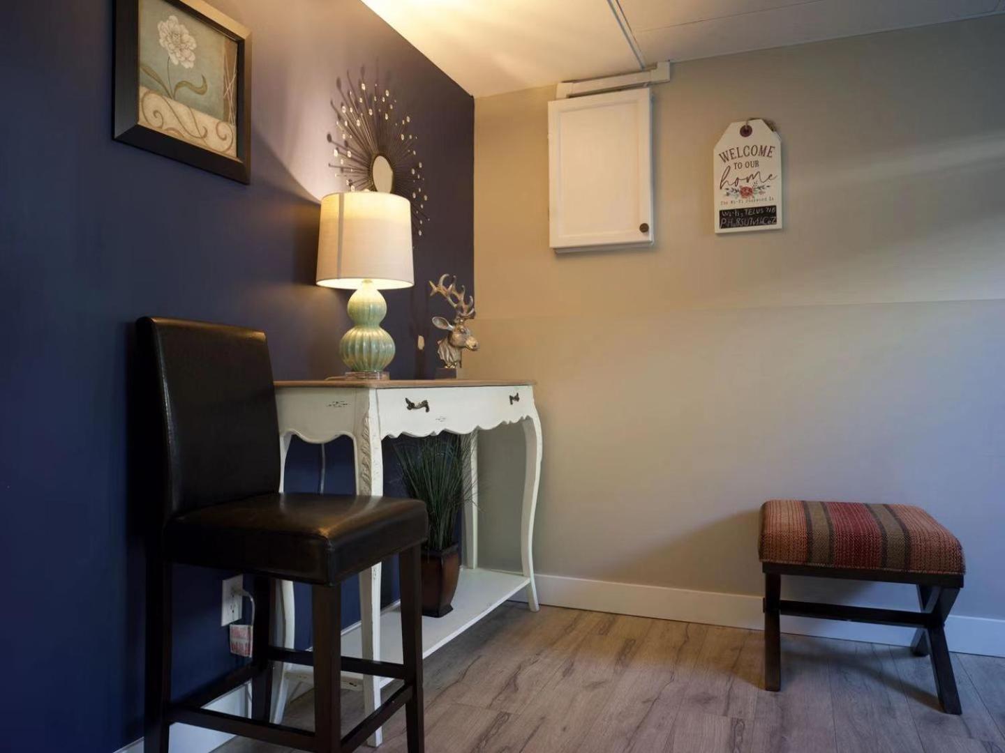 Cheerful home close to downtown Kelowna