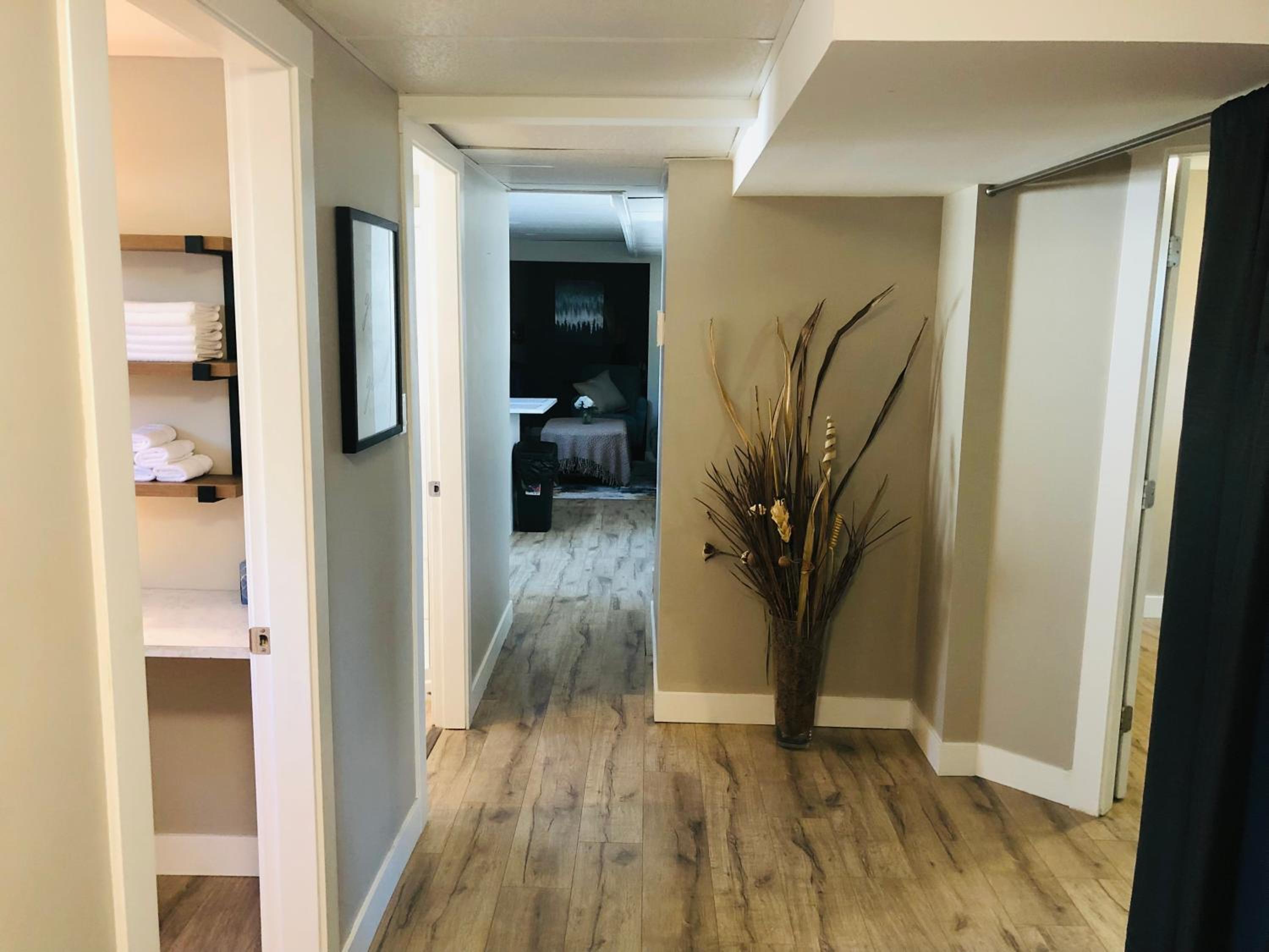 Cheerful home close to downtown Kelowna