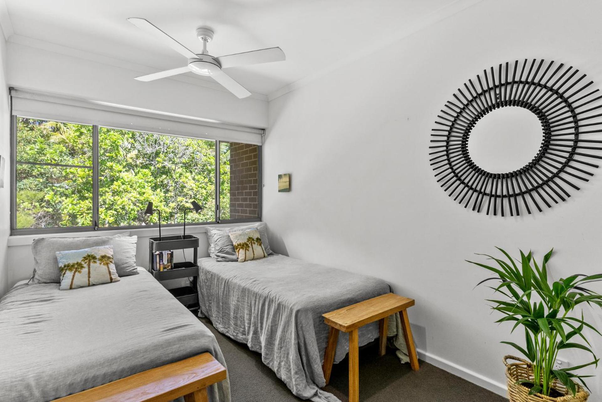 surfside6 @ james cook - Clarkes Beach