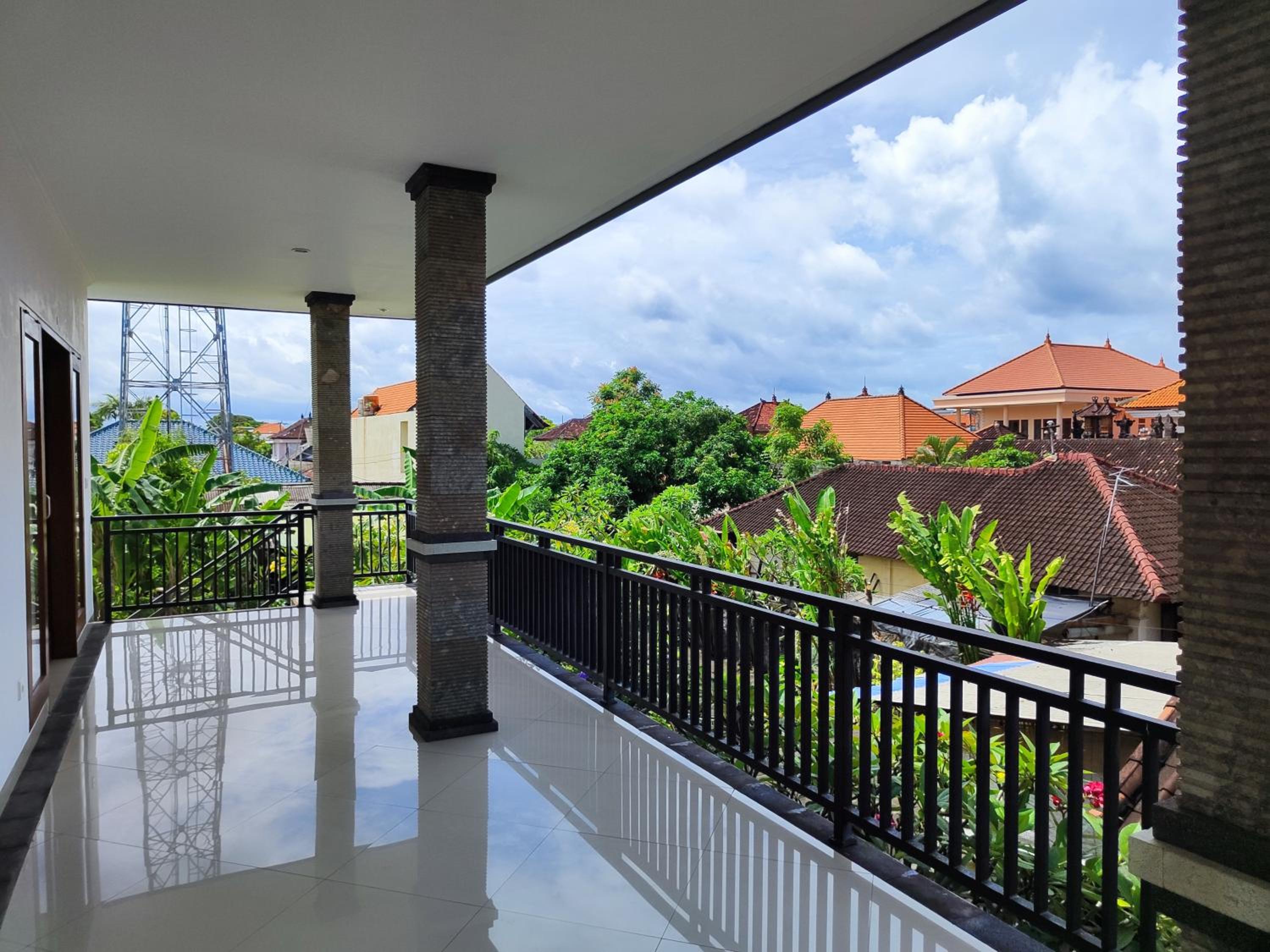 LA Homestay sanur view 2