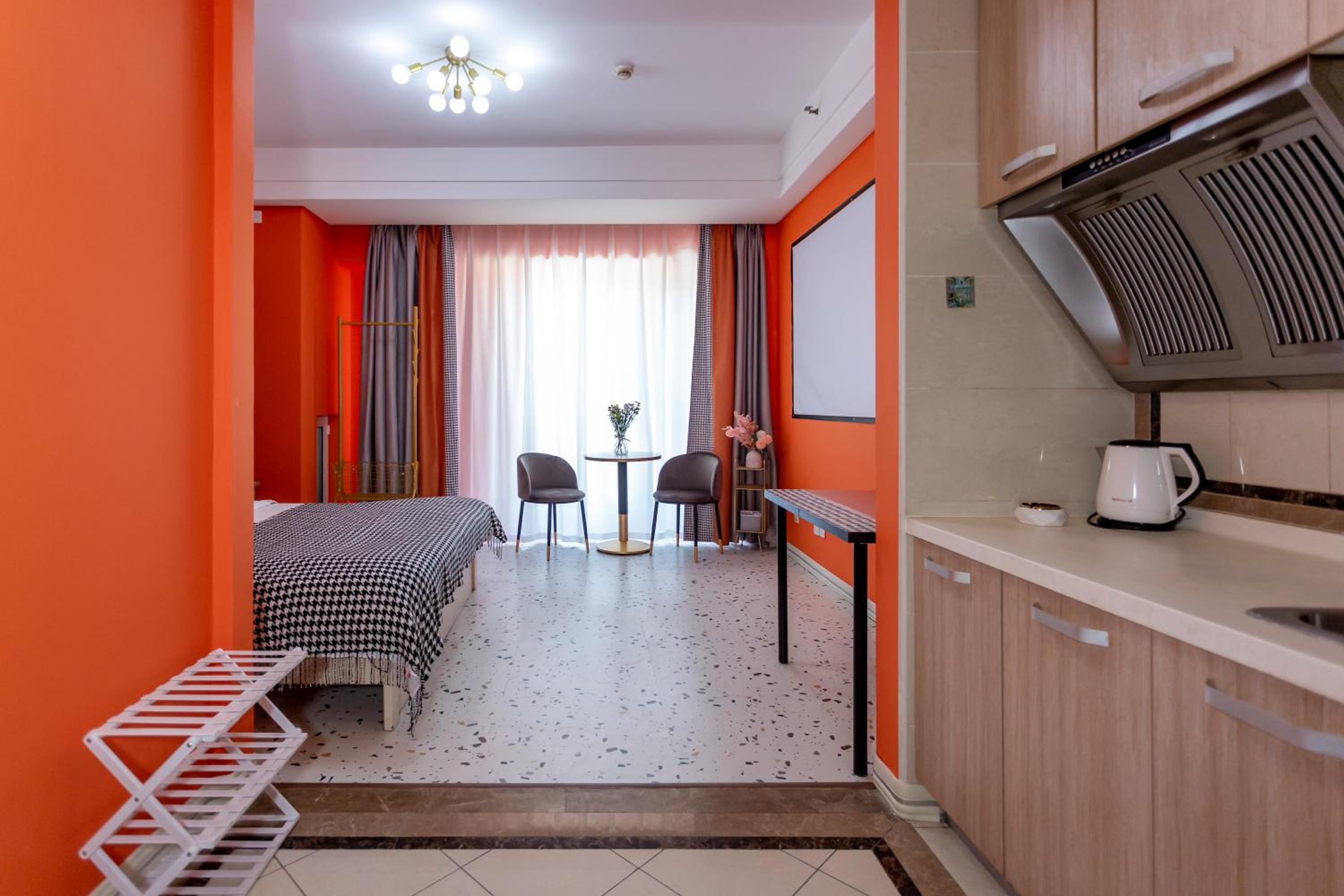 Dalian Hong Xi Yuan Apartment Wanda Plaza