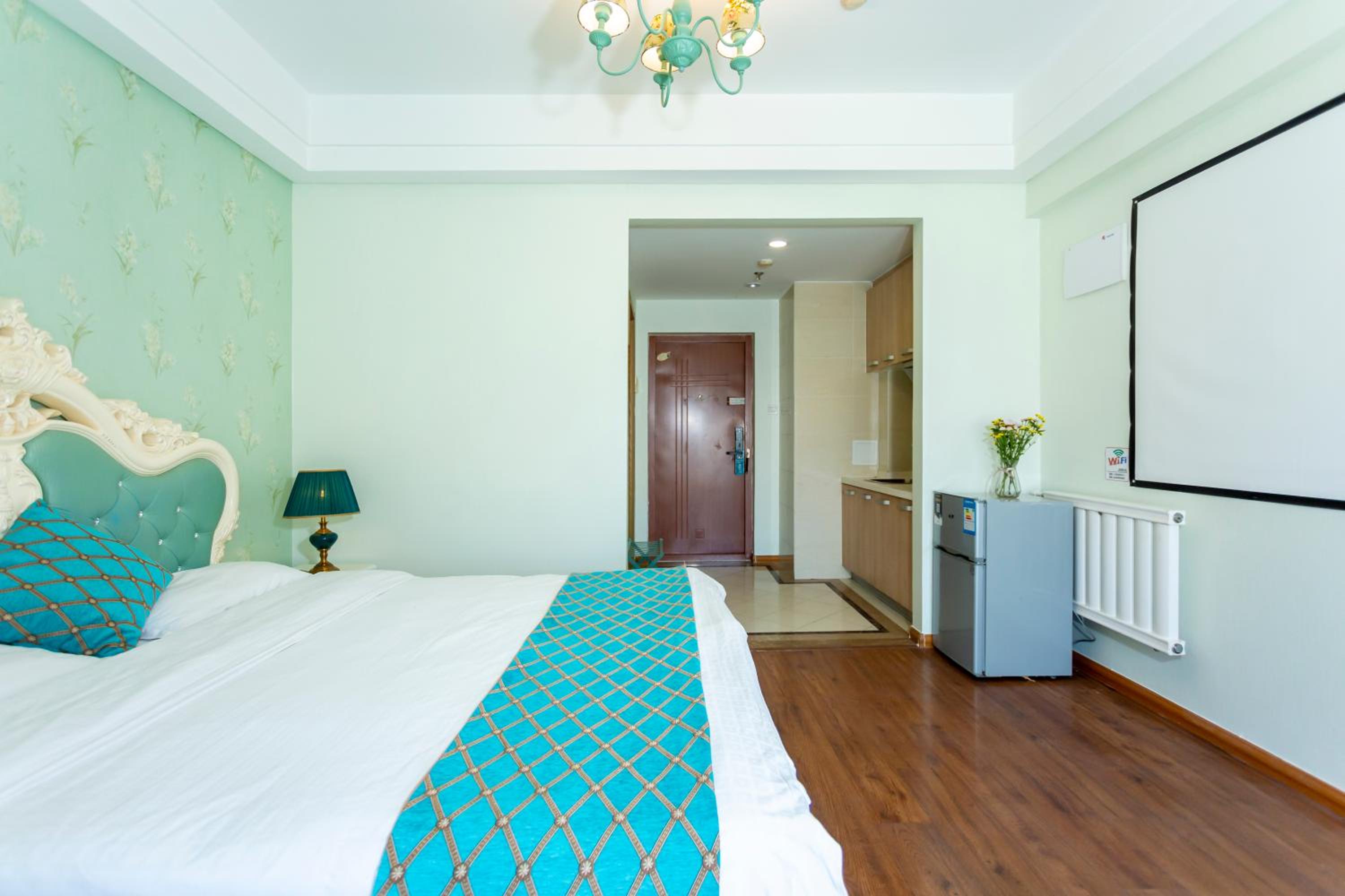 Dalian Hong Xi Yuan Apartment Wanda Plaza