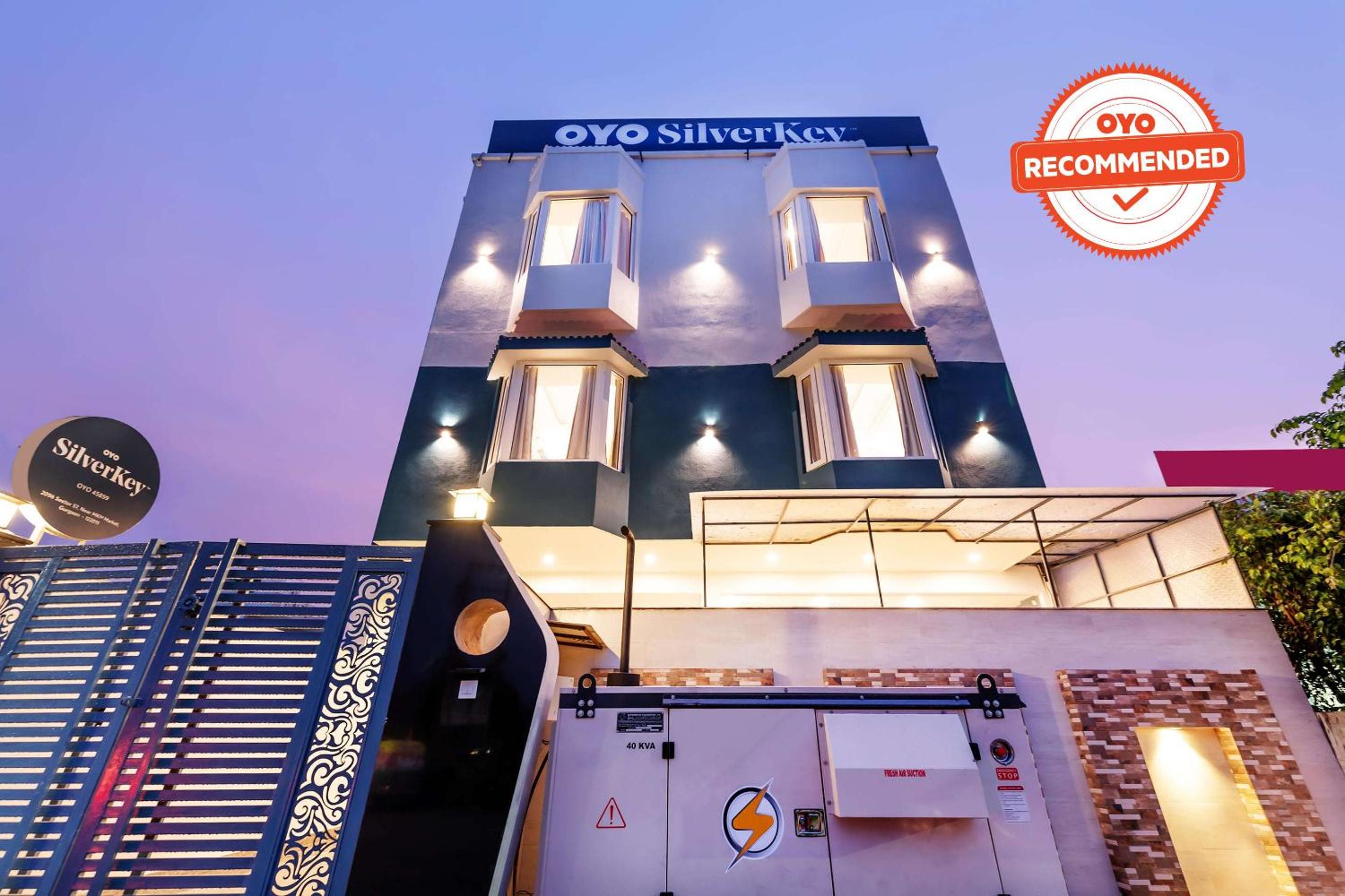 Hotel O Earth Villa Near Bestech Central Square Mall