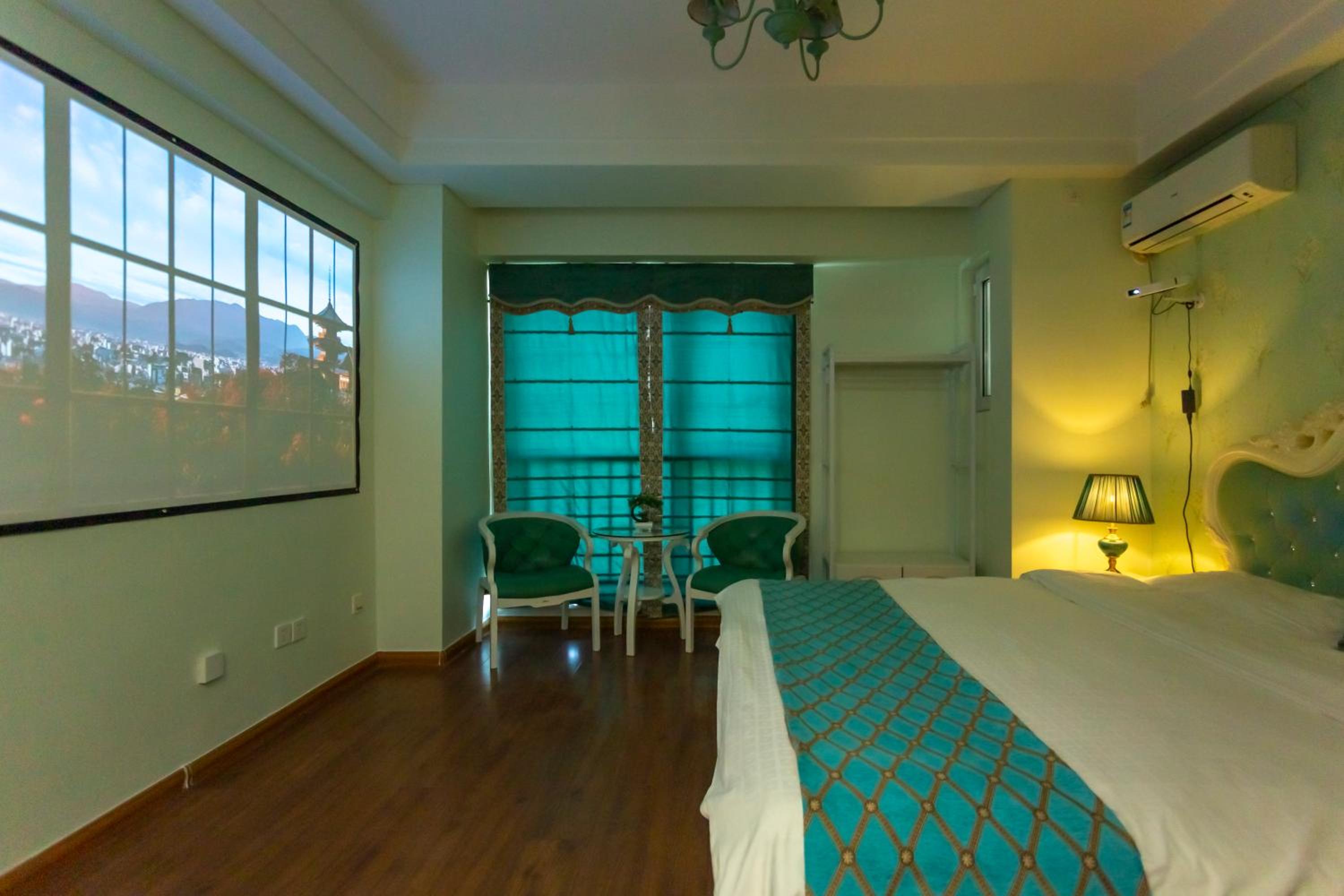 Dalian Hong Xi Yuan Apartment Wanda Plaza
