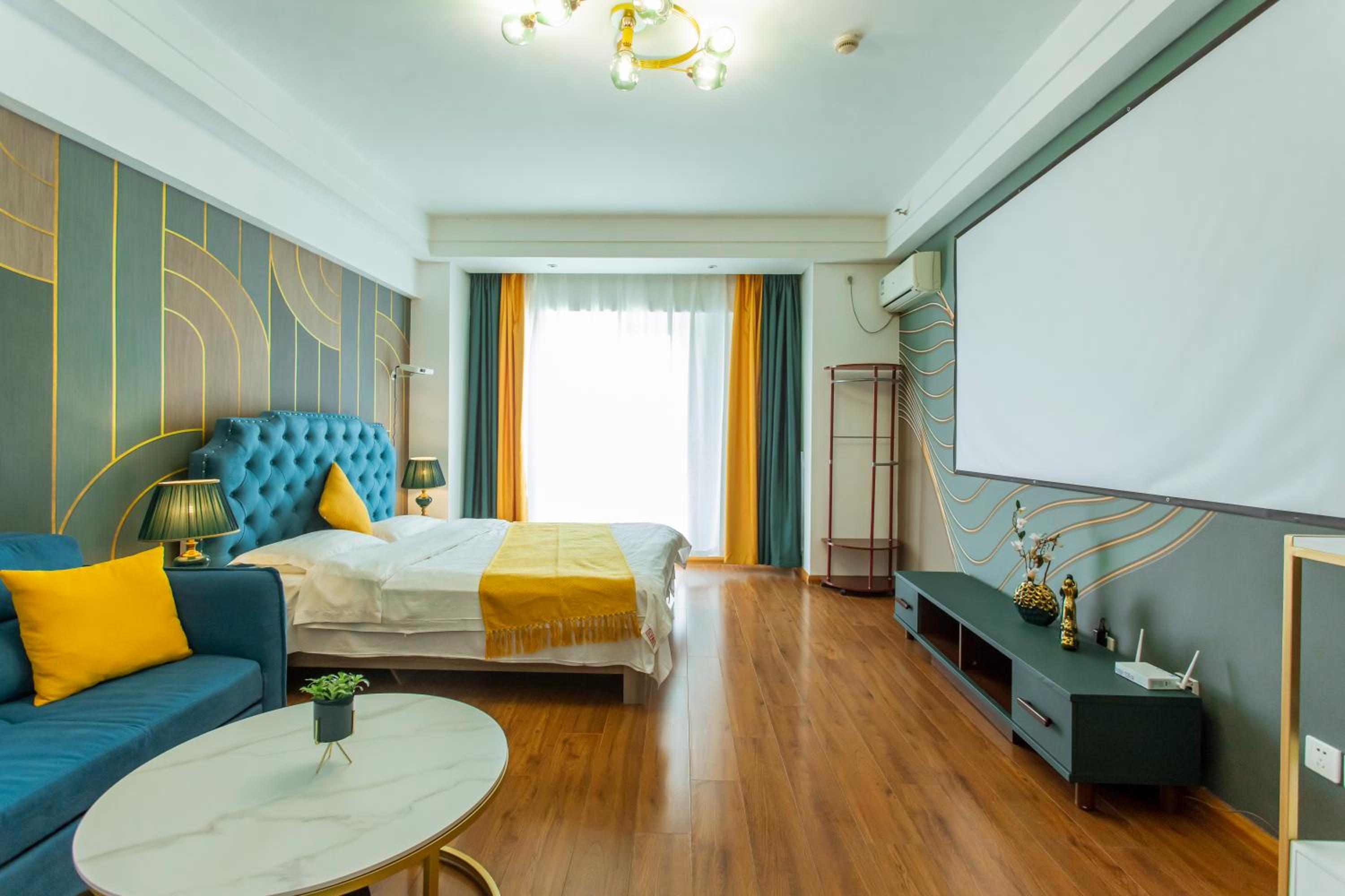 Dalian Hong Xi Yuan Apartment Wanda Plaza