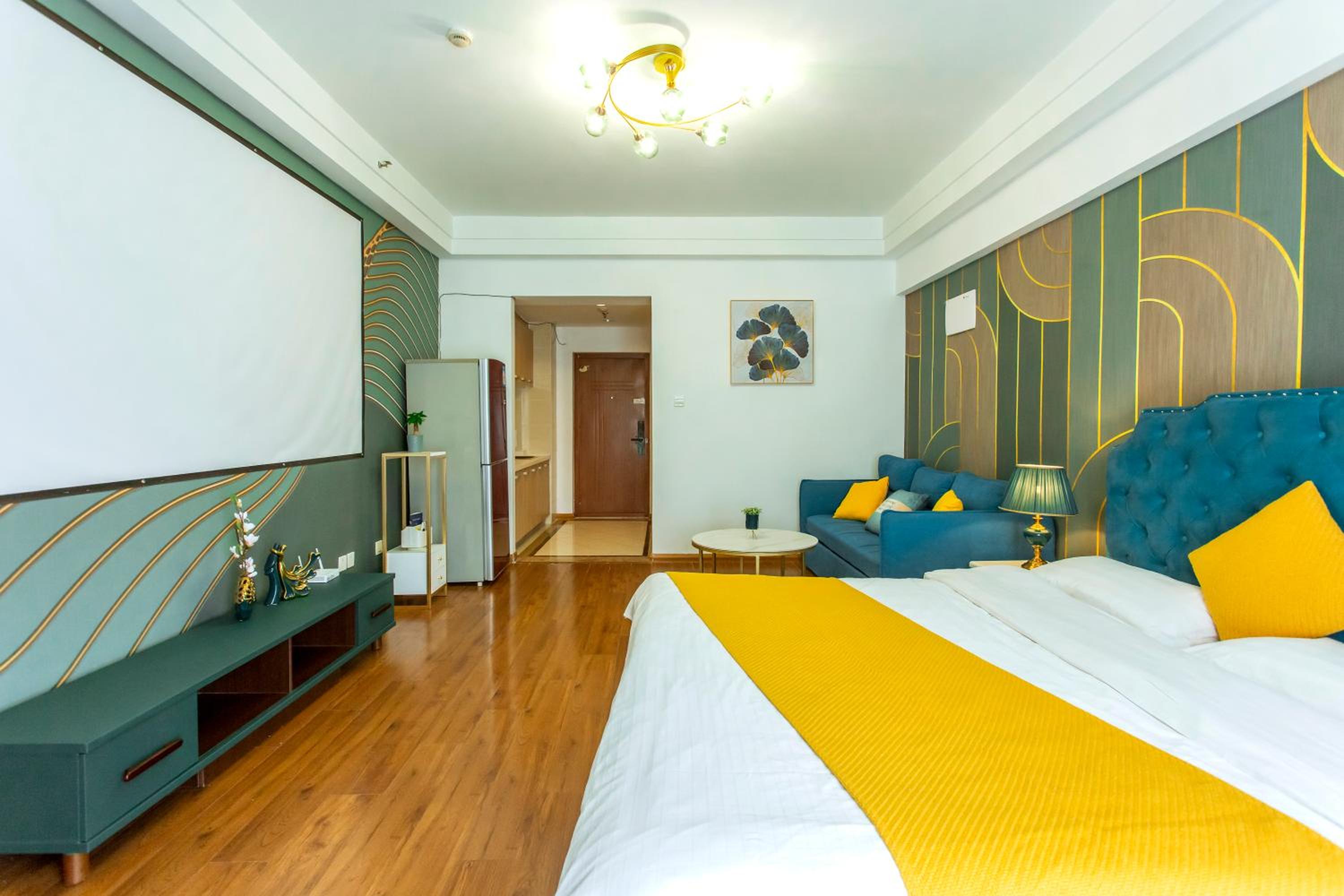 Dalian Hong Xi Yuan Apartment Wanda Plaza