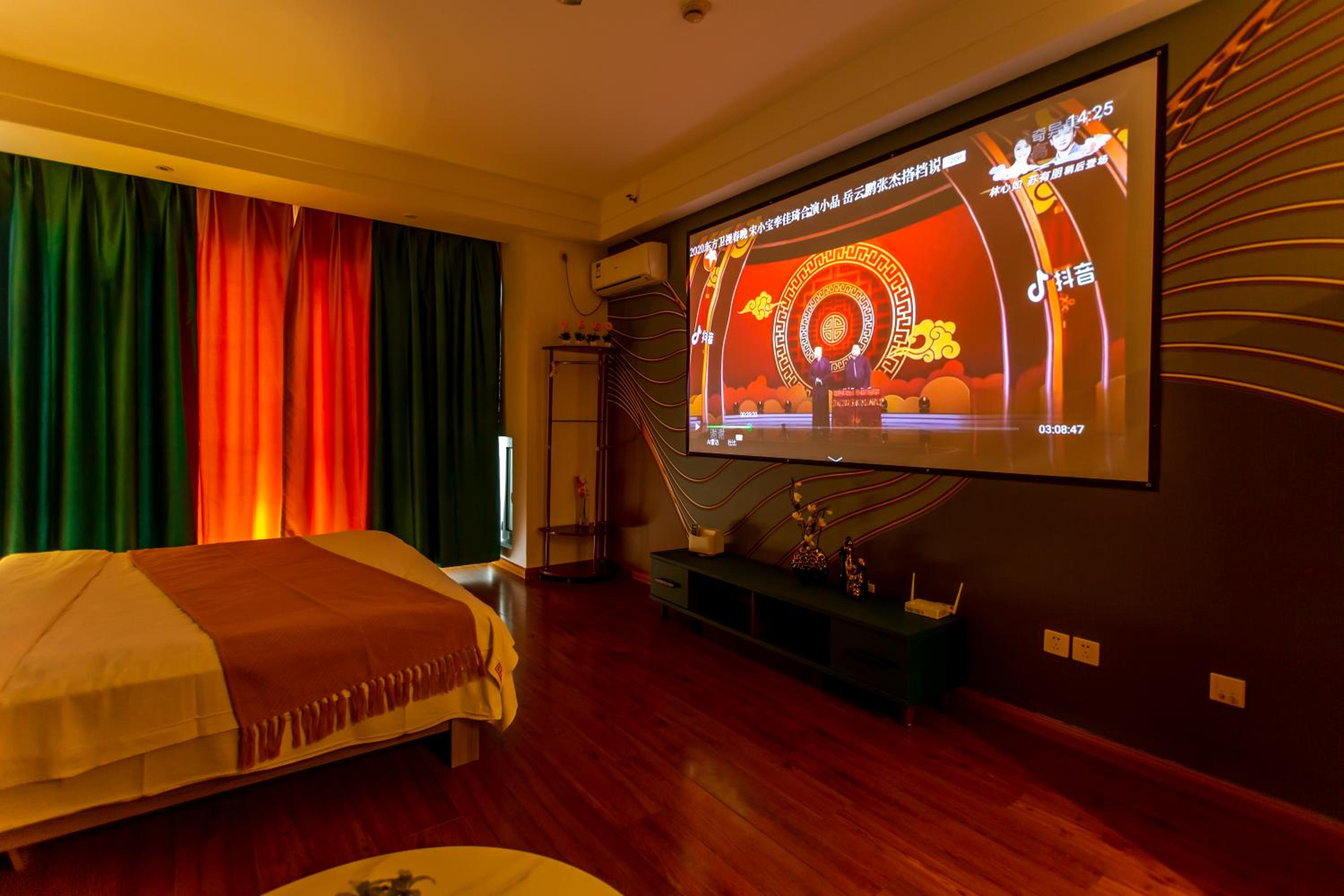 Dalian Hong Xi Yuan Apartment Wanda Plaza
