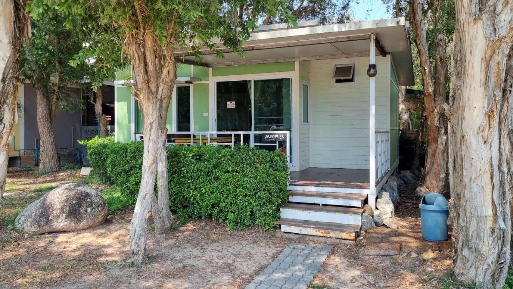 Rayonghouse Resort