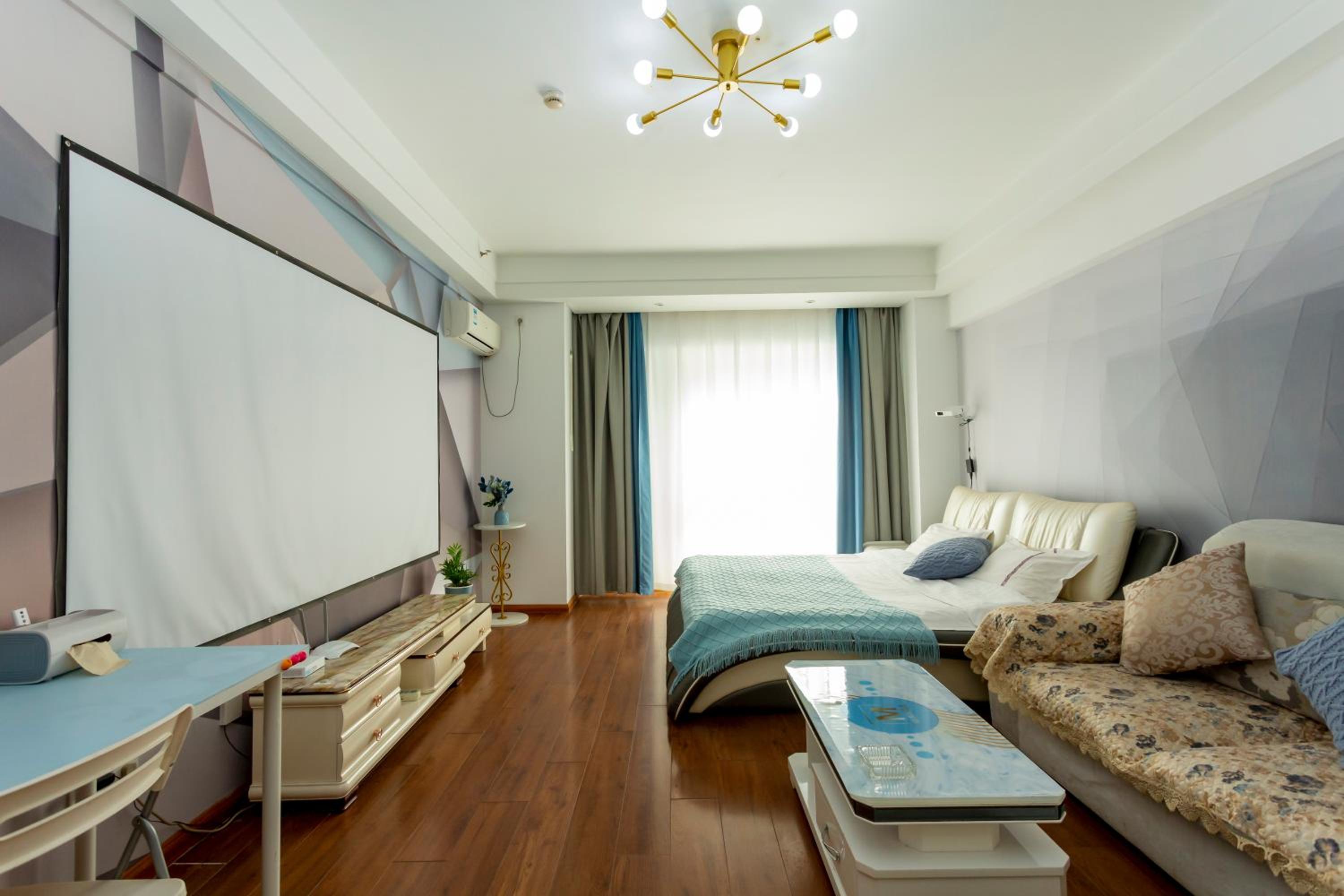 Dalian Hong Xi Yuan Apartment Wanda Plaza