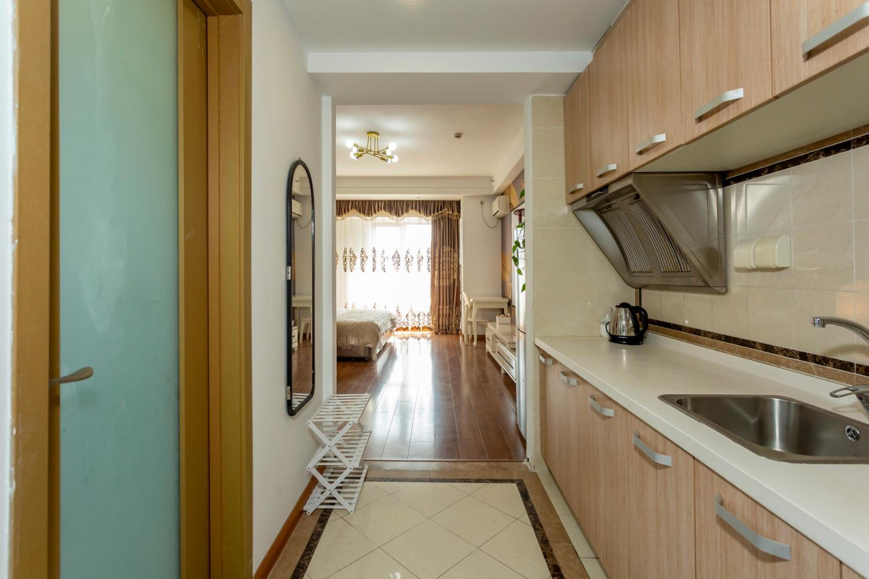 Dalian Hong Xi Yuan Apartment Wanda Plaza