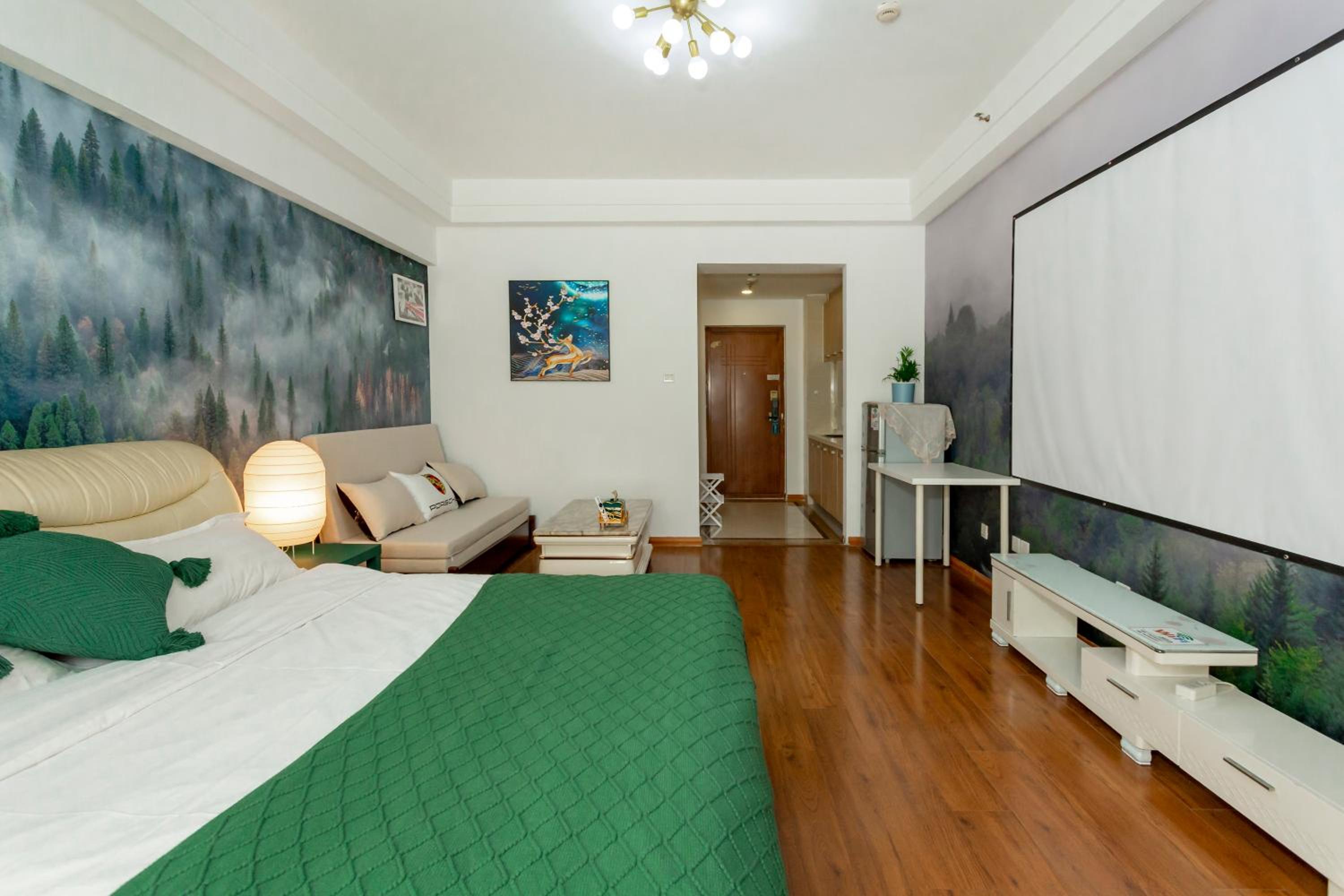 Dalian Hong Xi Yuan Apartment Wanda Plaza