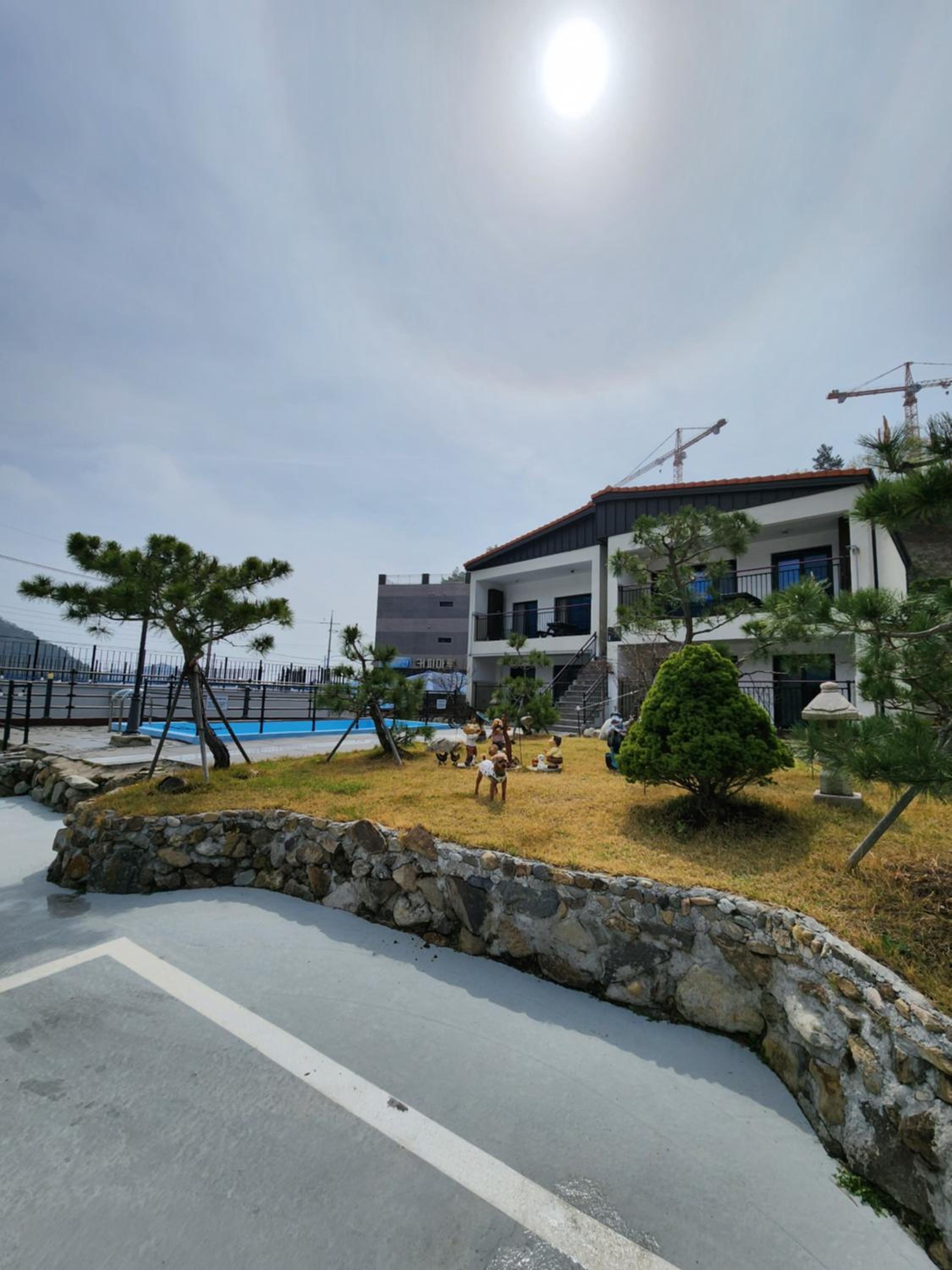 Seolli Resort Pension view 2