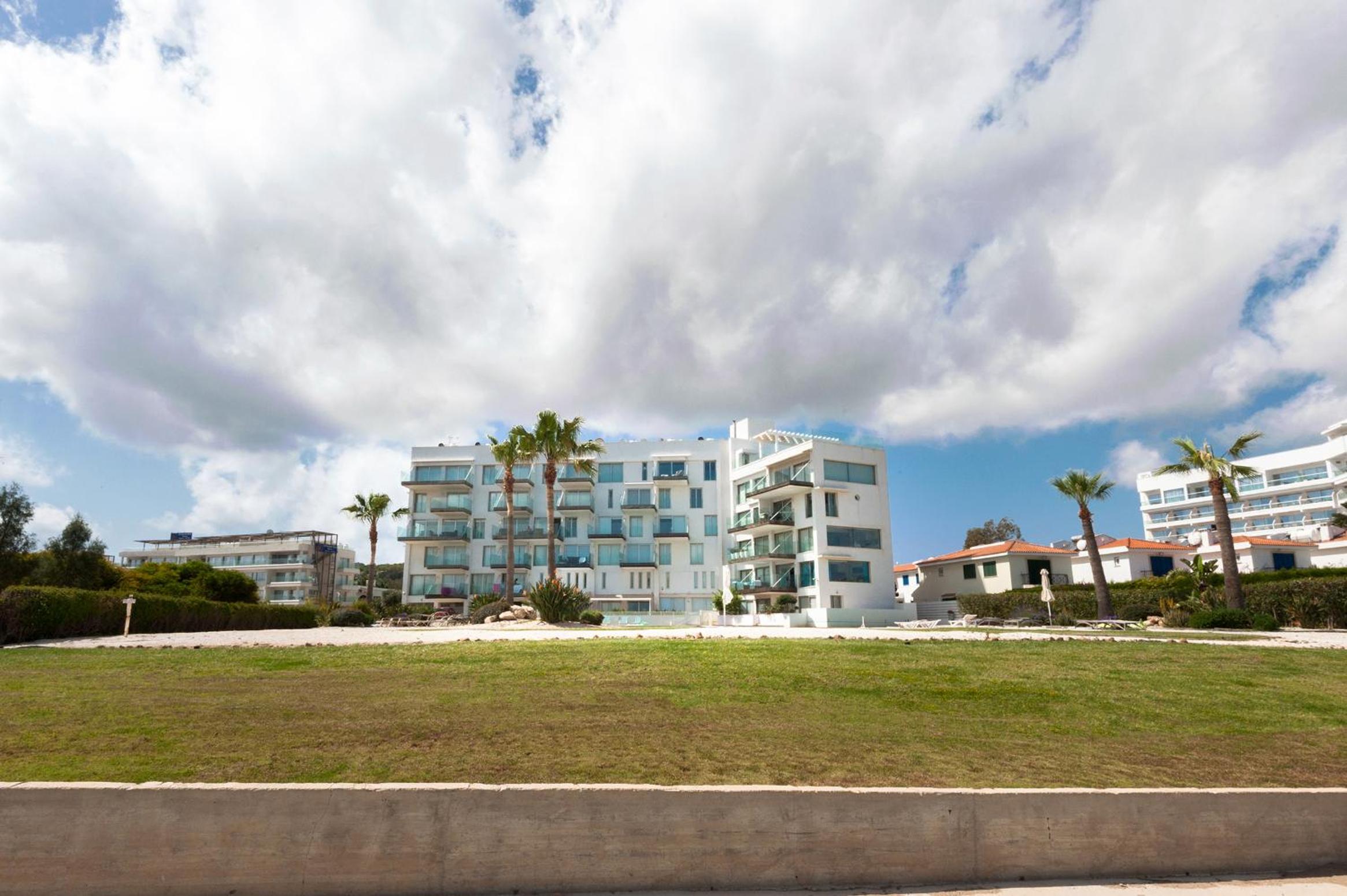 Apartment Marisol - Beachfront view 4
