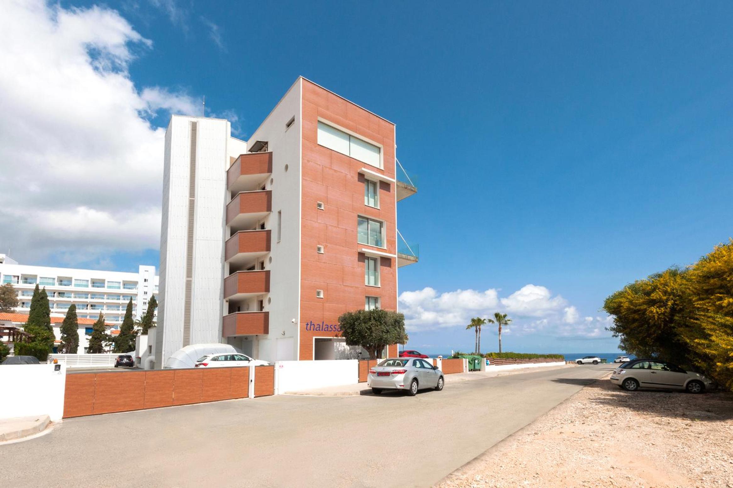 Apartment Marisol - Beachfront view 5