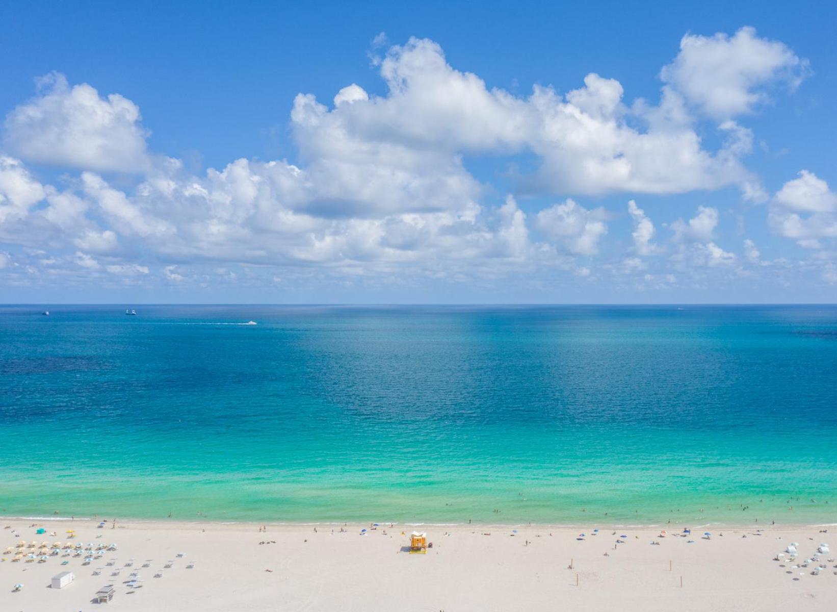 Del Rio One Bedroom Apartment South Beach view 5