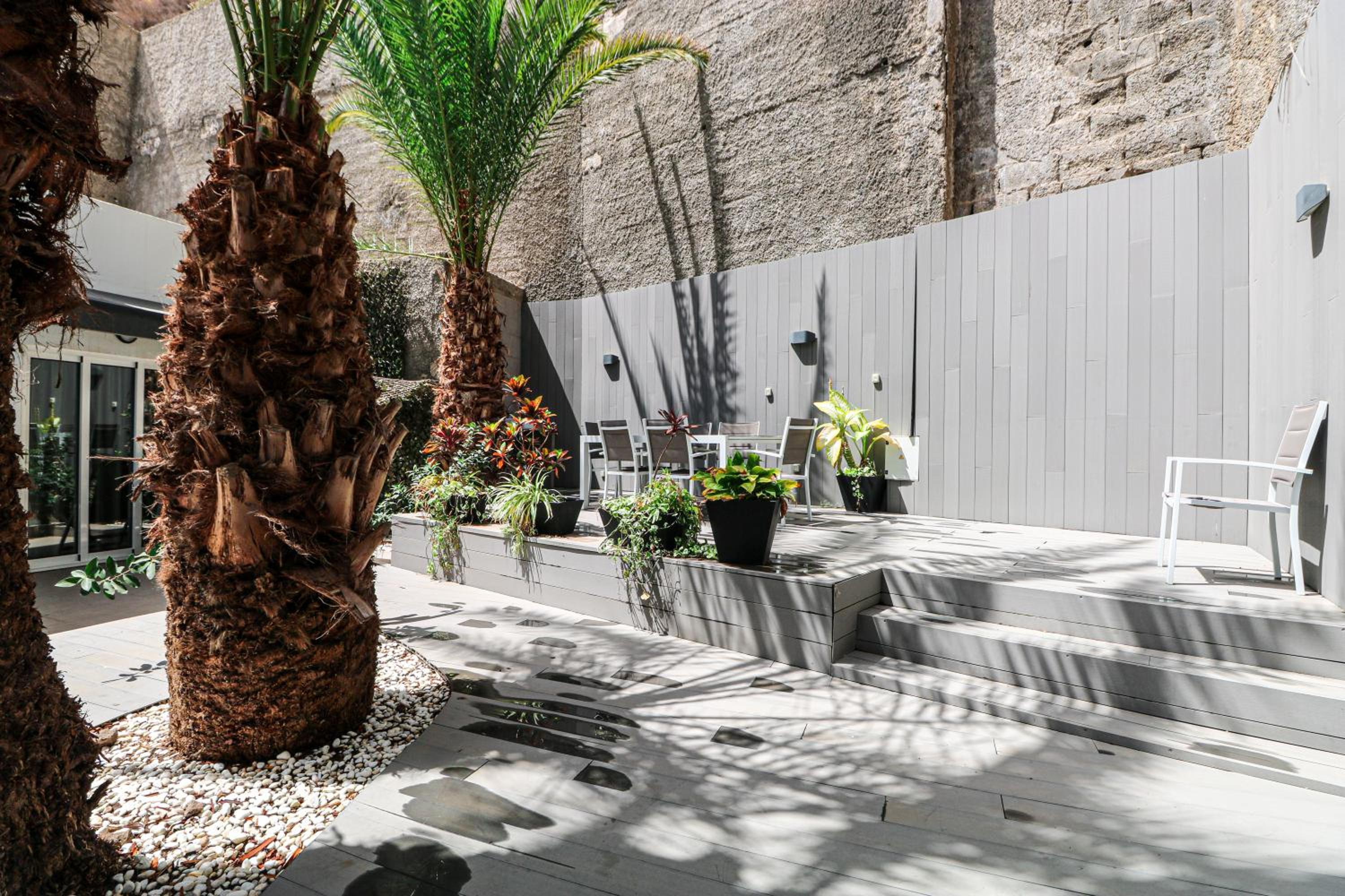Calypso Boutique Apartments