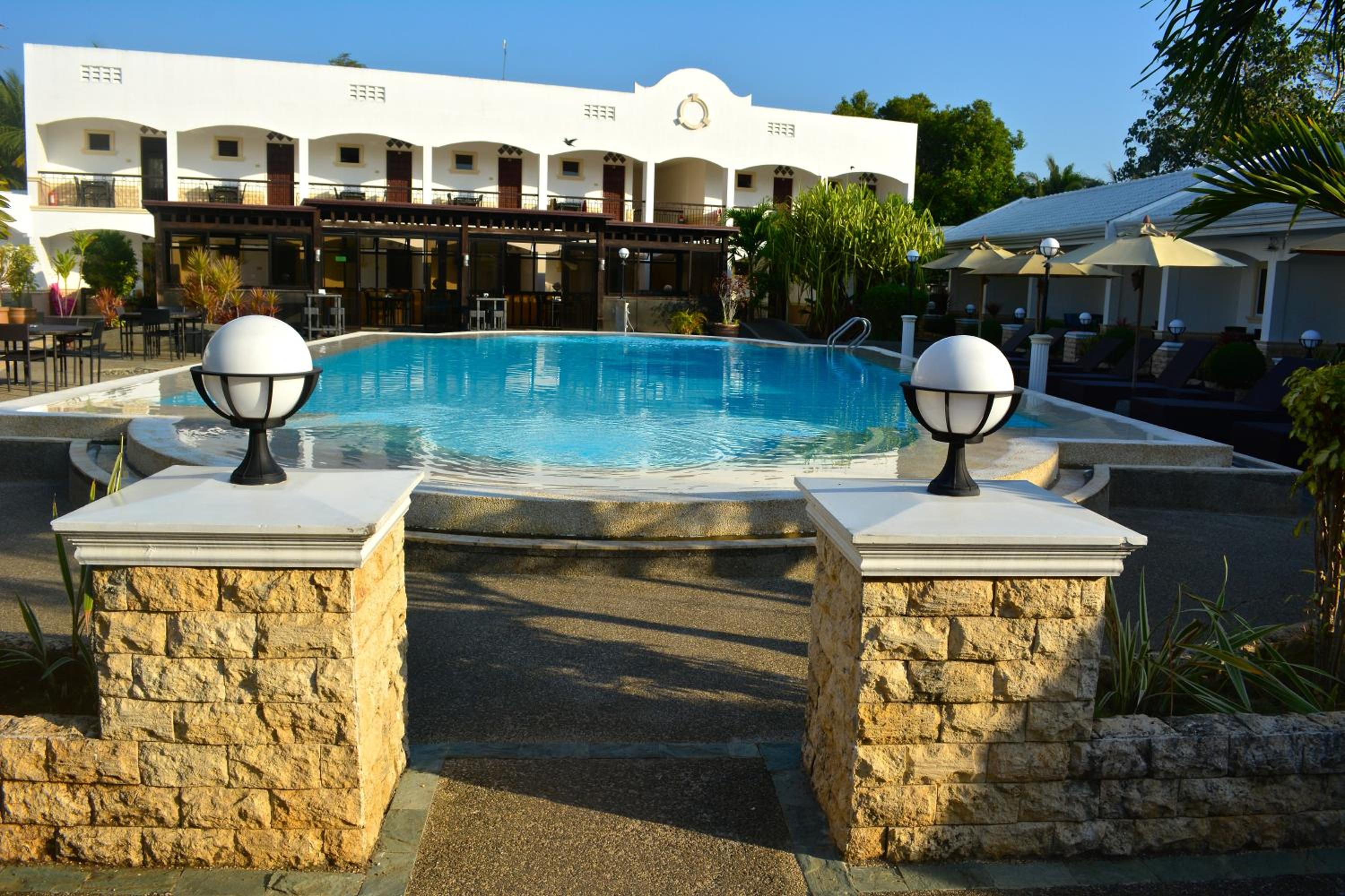 Panglao Regents Park Resort — photo 49