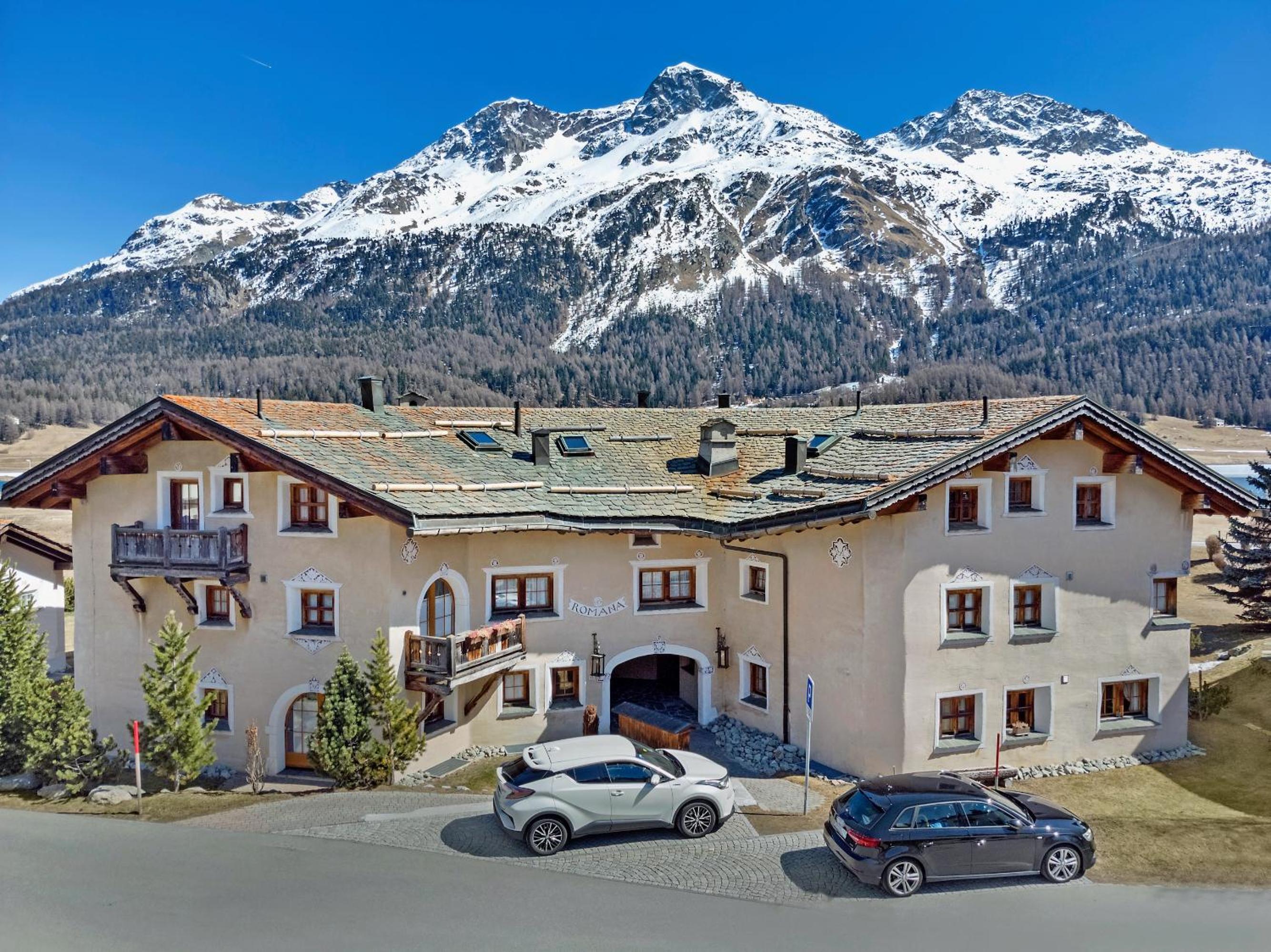 Romana 1 view 3