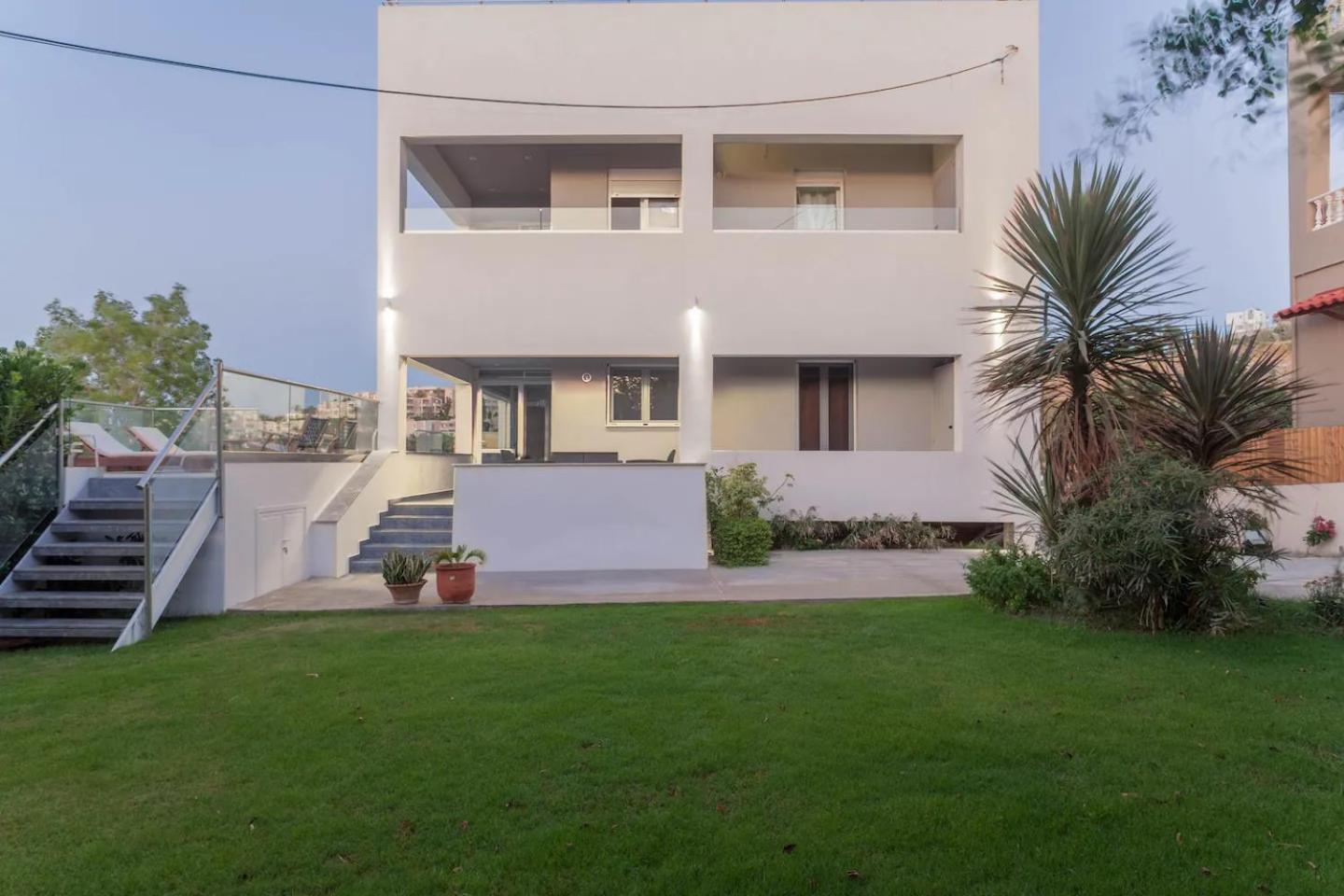Stelianas House Top Floor Apartment with Private Jacuzzi view 2