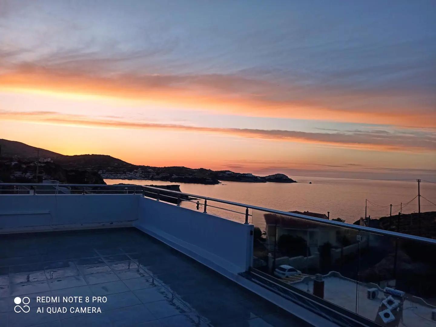 Stelianas House Top Floor Apartment with Private Jacuzzi view 4