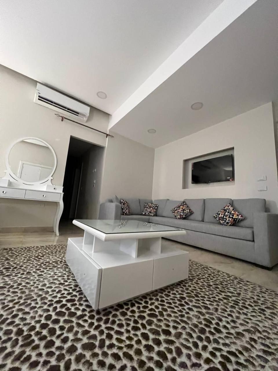 Lucky Hostel