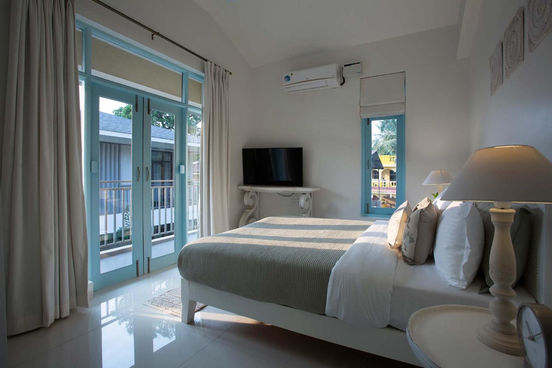 StayVista at Mediterranean Bliss with Sky Deck, photo 19
