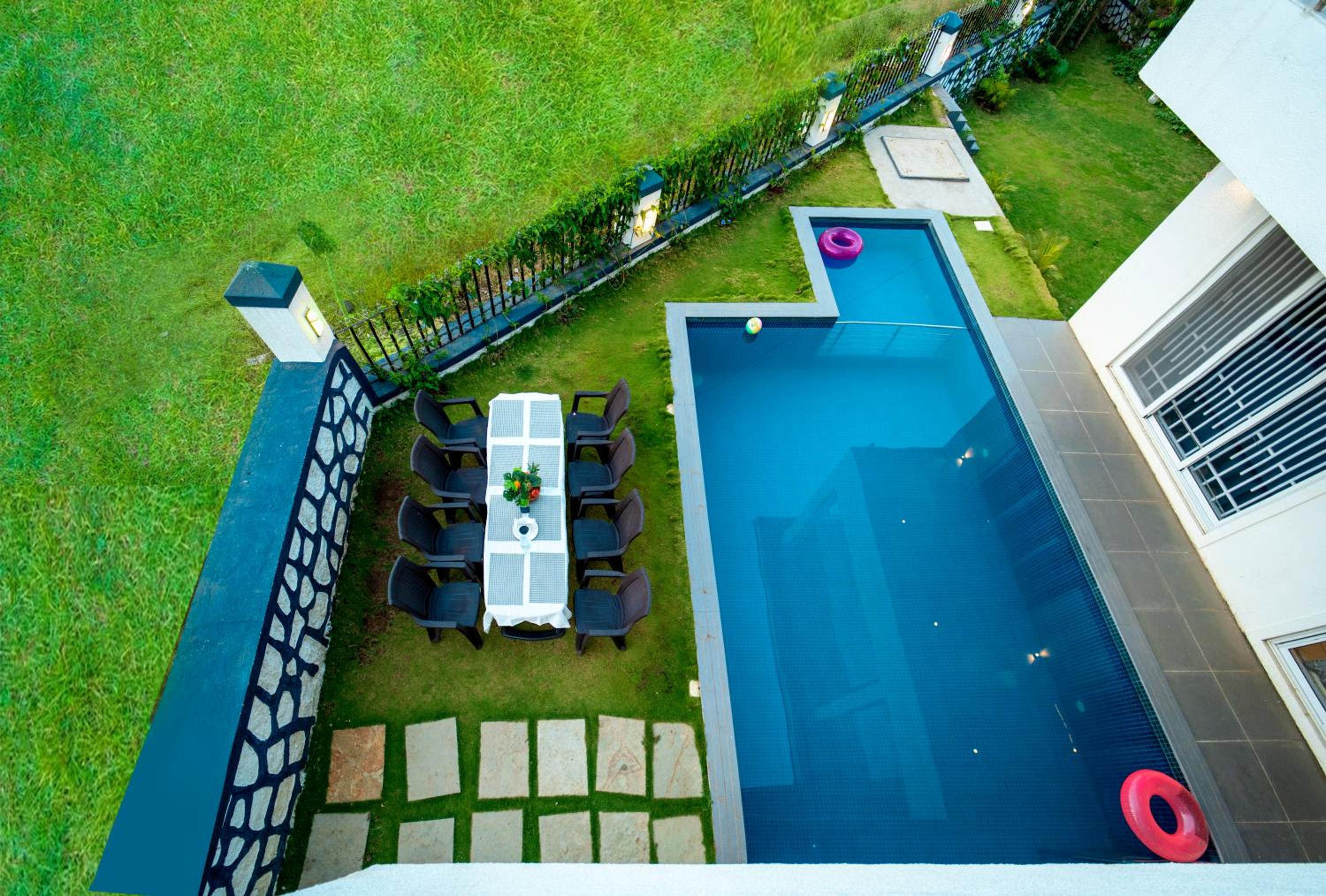 Spicy Mango Villa Gardena - Luxurious Villa In Karjat