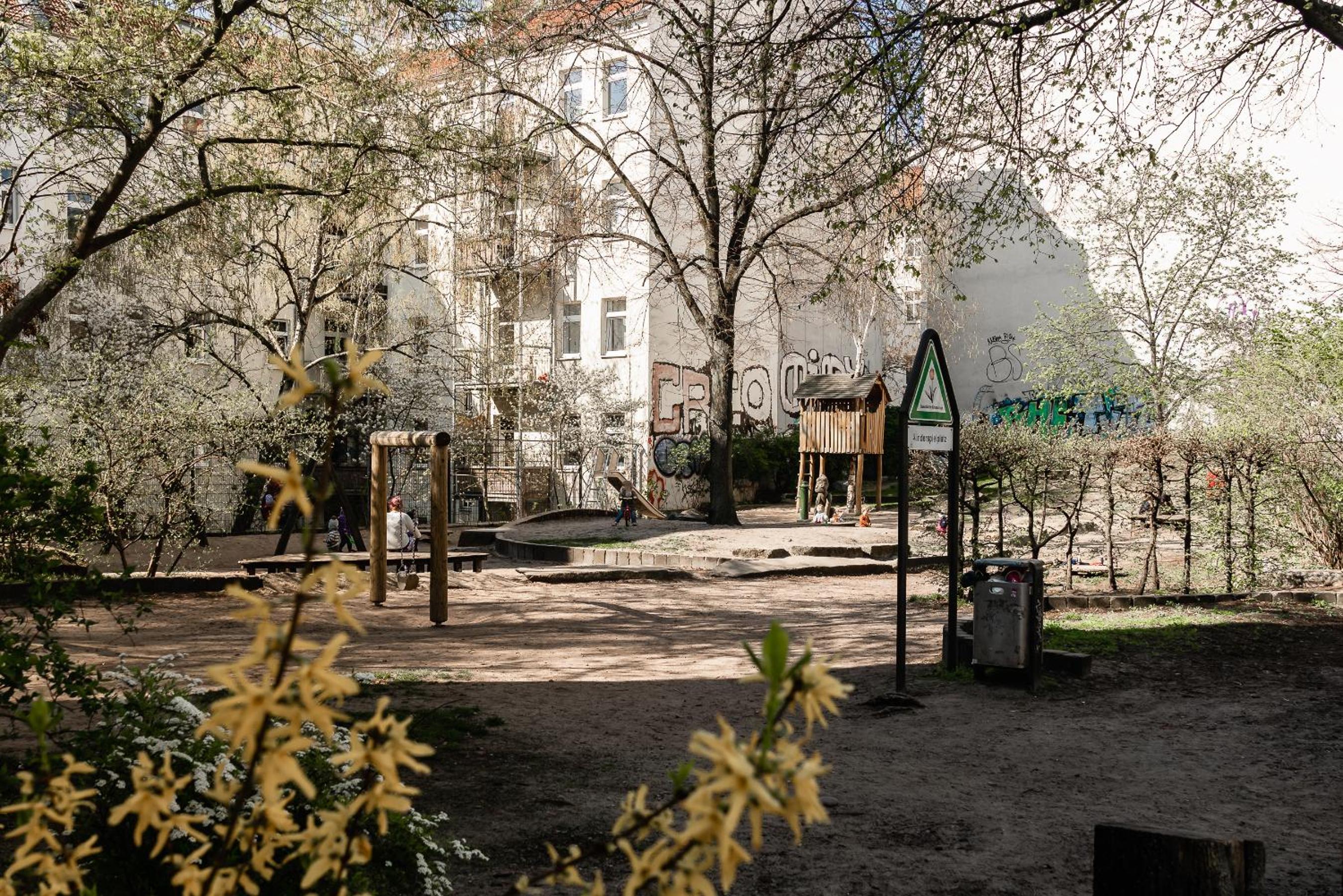 Family-friendly apartment in the center of Berlin