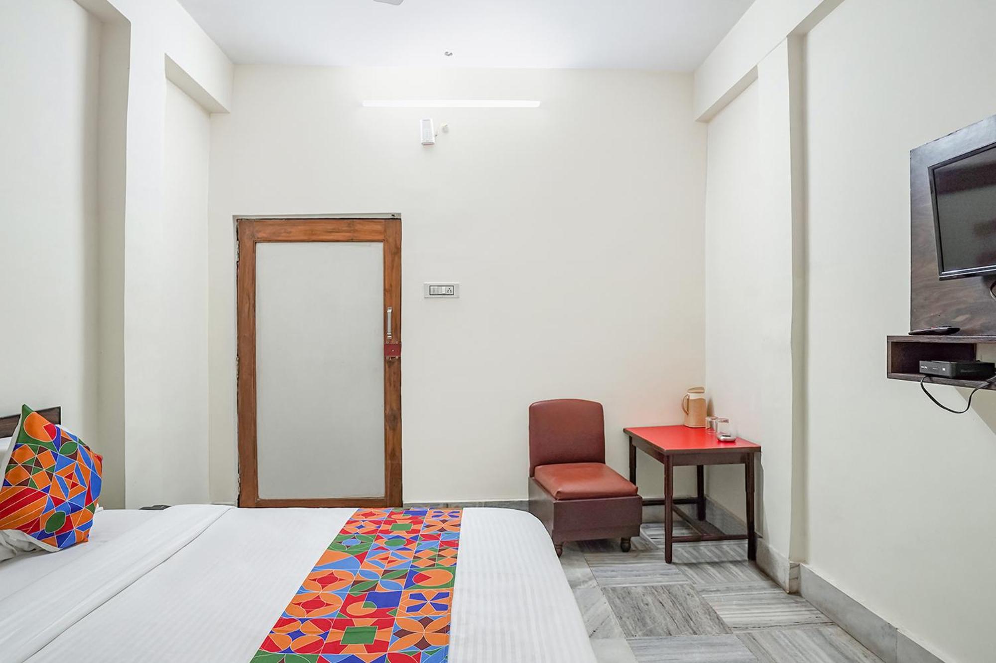 FabHotel New Shanti - Property Image 7