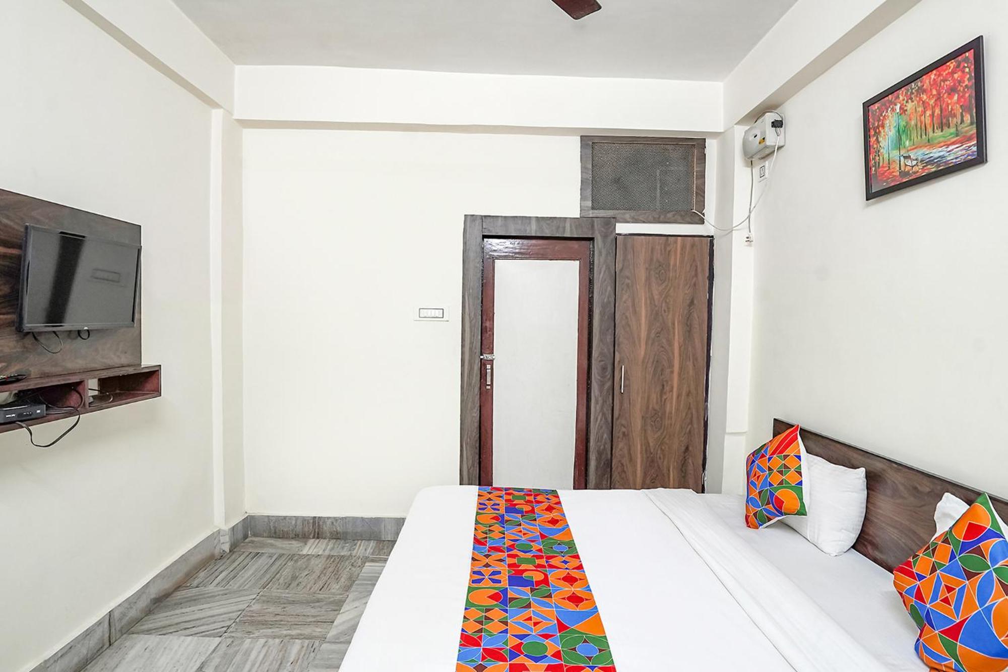 FabHotel New Shanti - Property Image 2