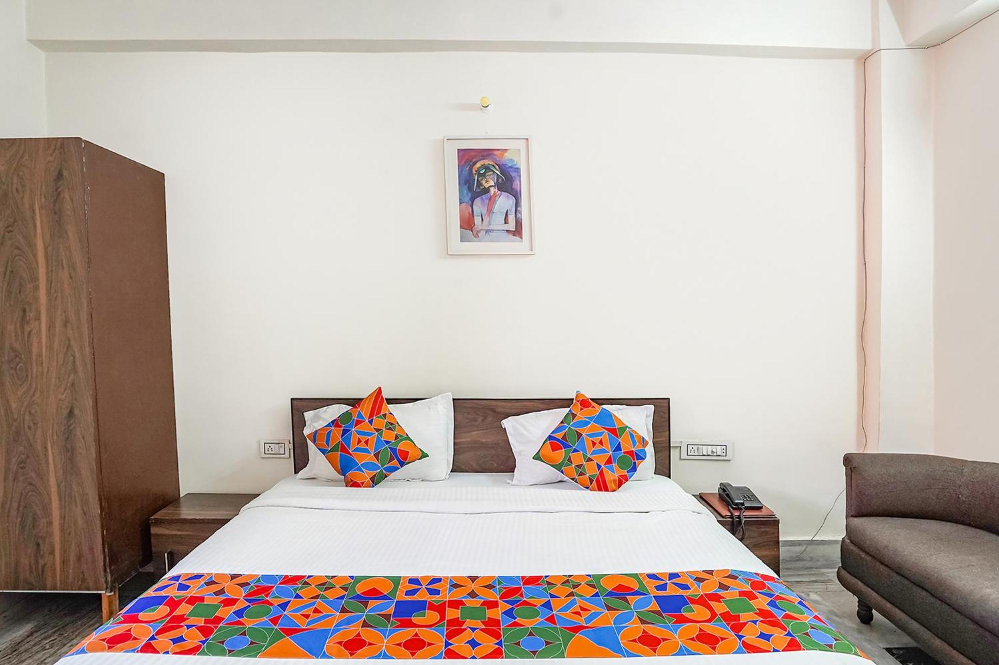 Allahabad Vacations - FabHotel New Shanti - Property Image 2