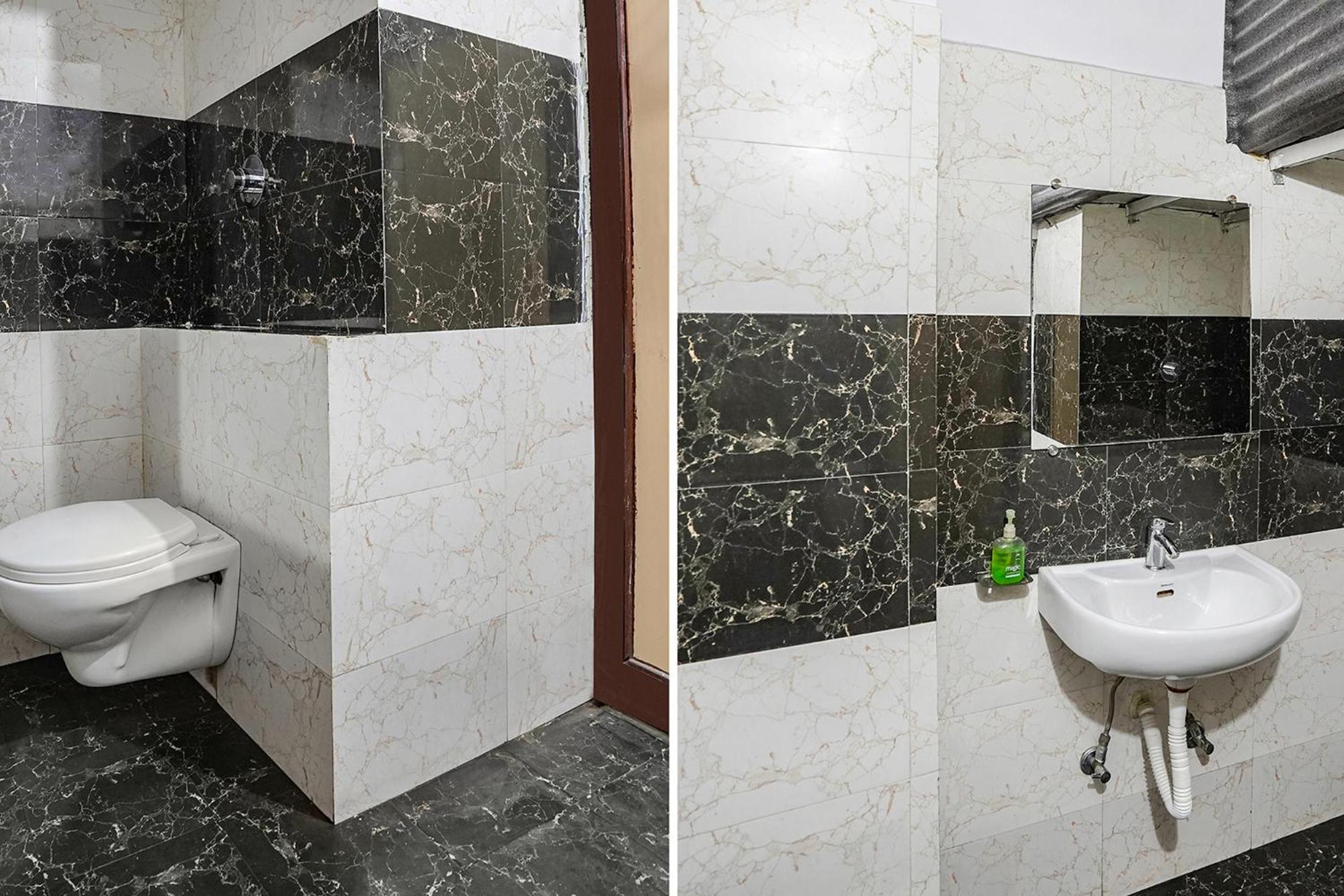 FabHotel New Shanti - Property Image 9