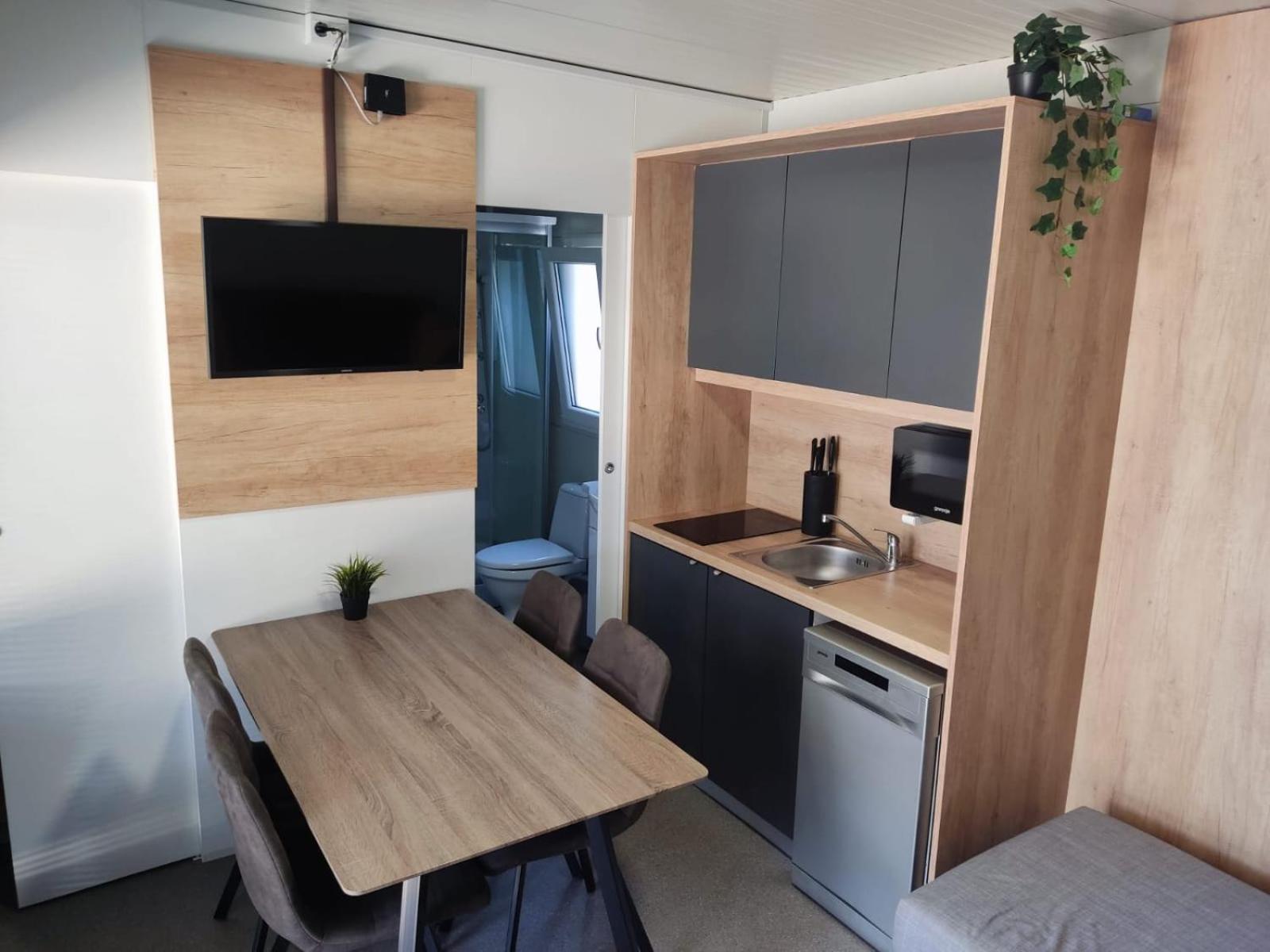 Mobile homes Paun view 3