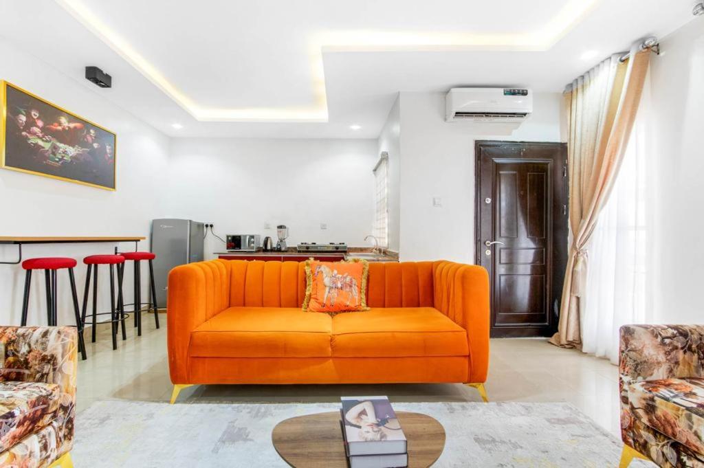 Beautiful 2 bedroom in Ikeja GRA view 2