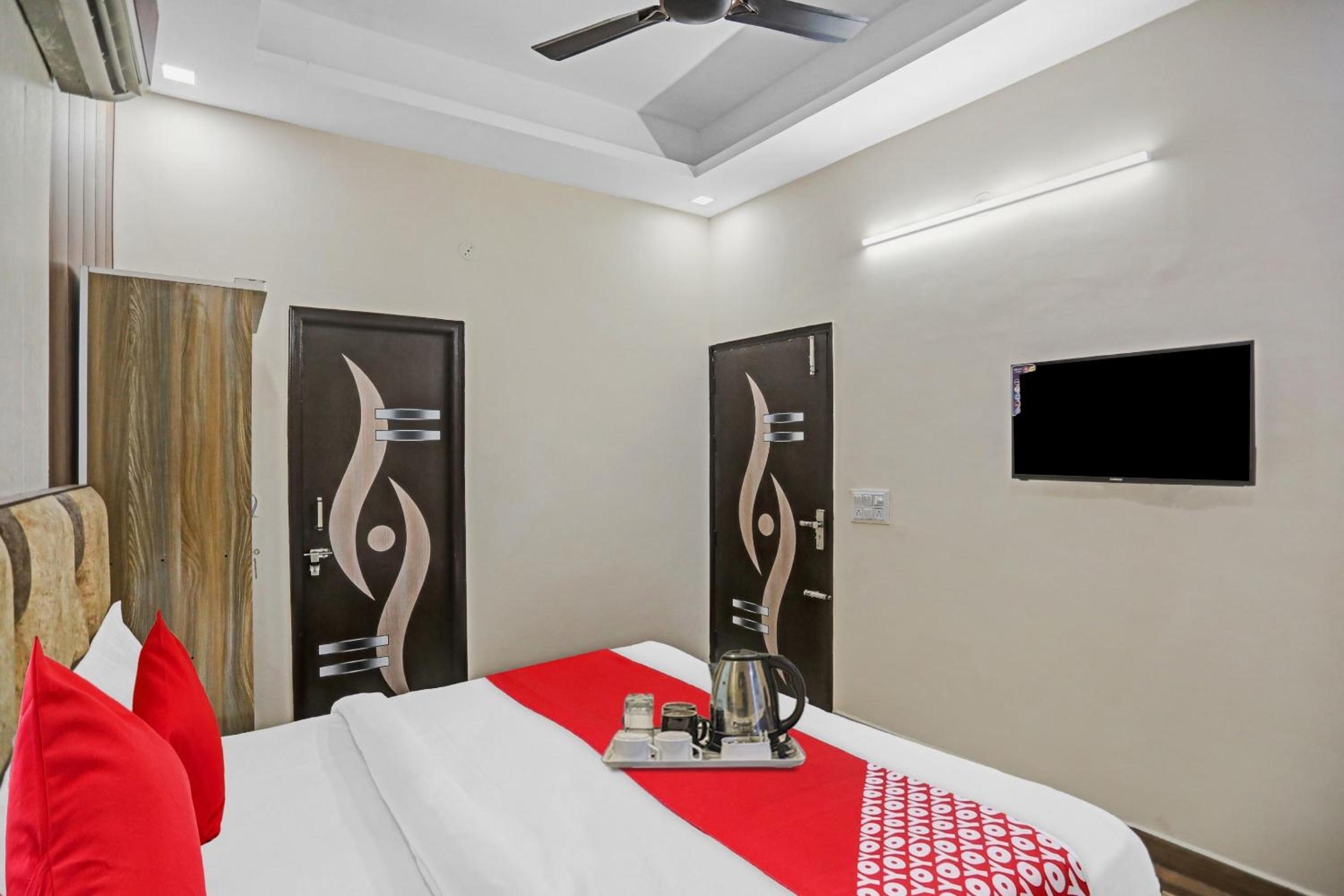 Super Hotel O Royal Inn view 3