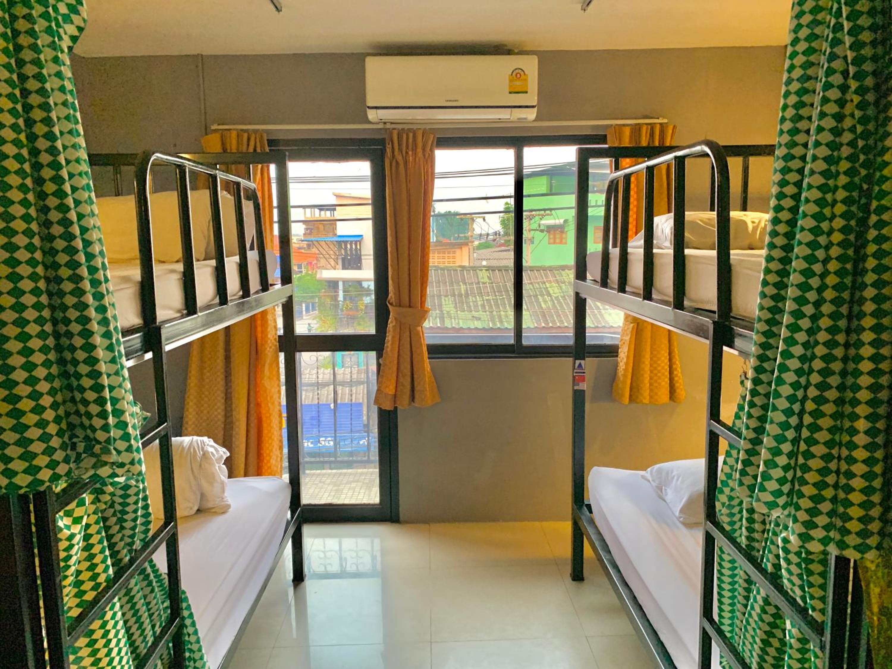 Doze Hostel