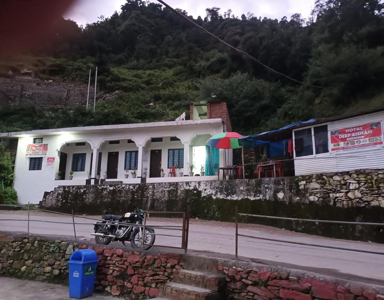 Hotel Deep Kishan by StayApart view 3