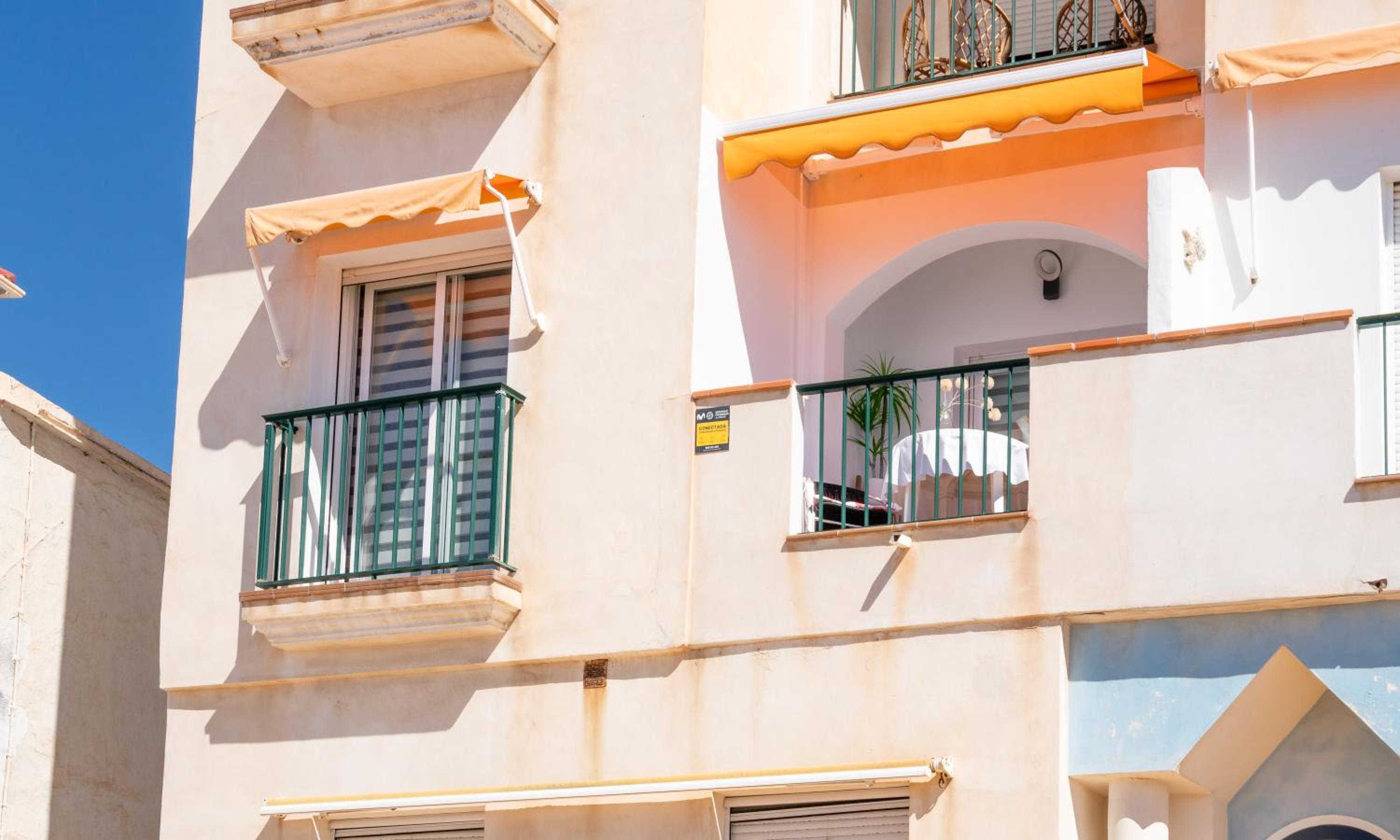 Apartamento junto al mar en costa tropical y Alpujarras granadinas