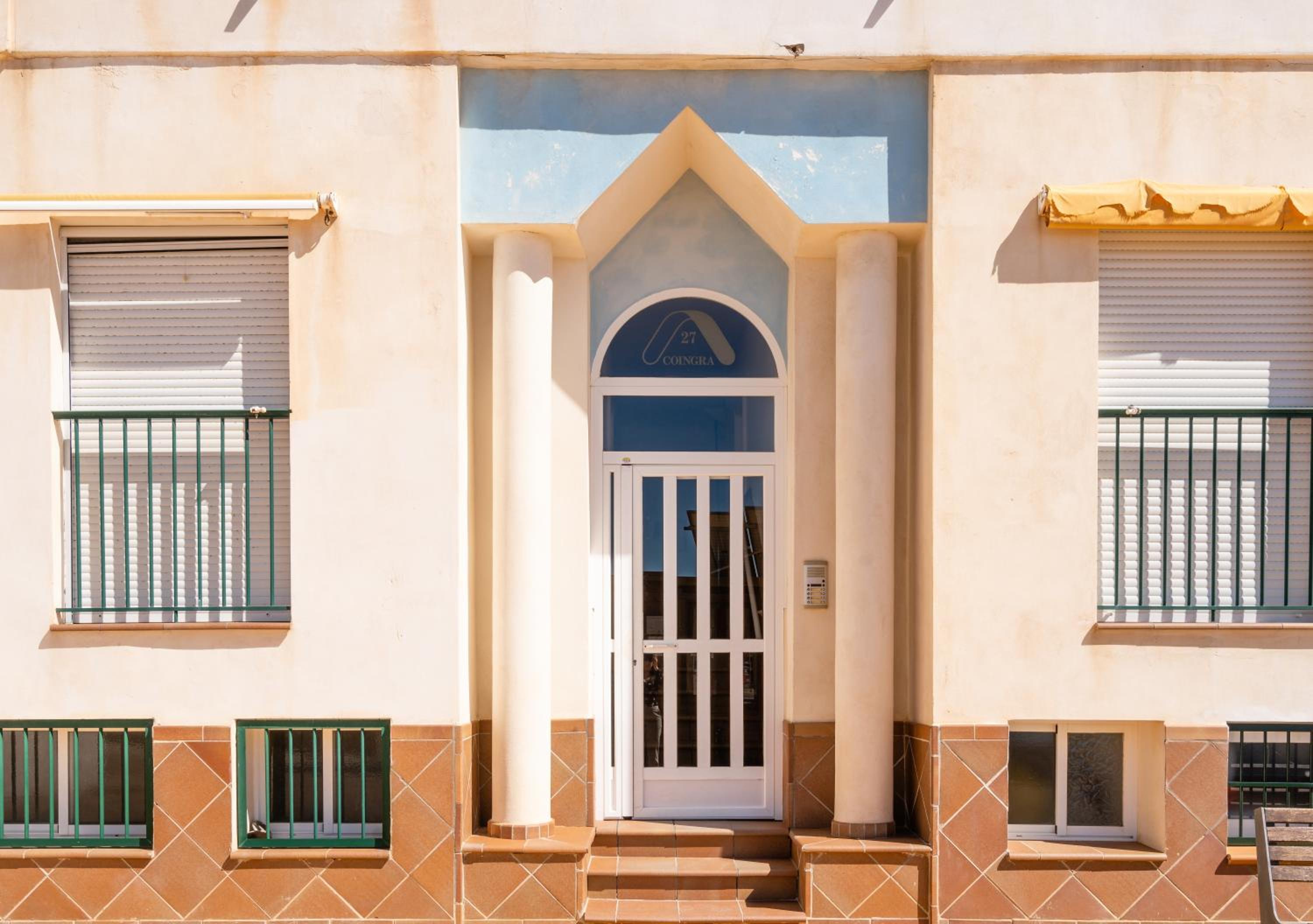Apartamento junto al mar en costa tropical y Alpujarras granadinas