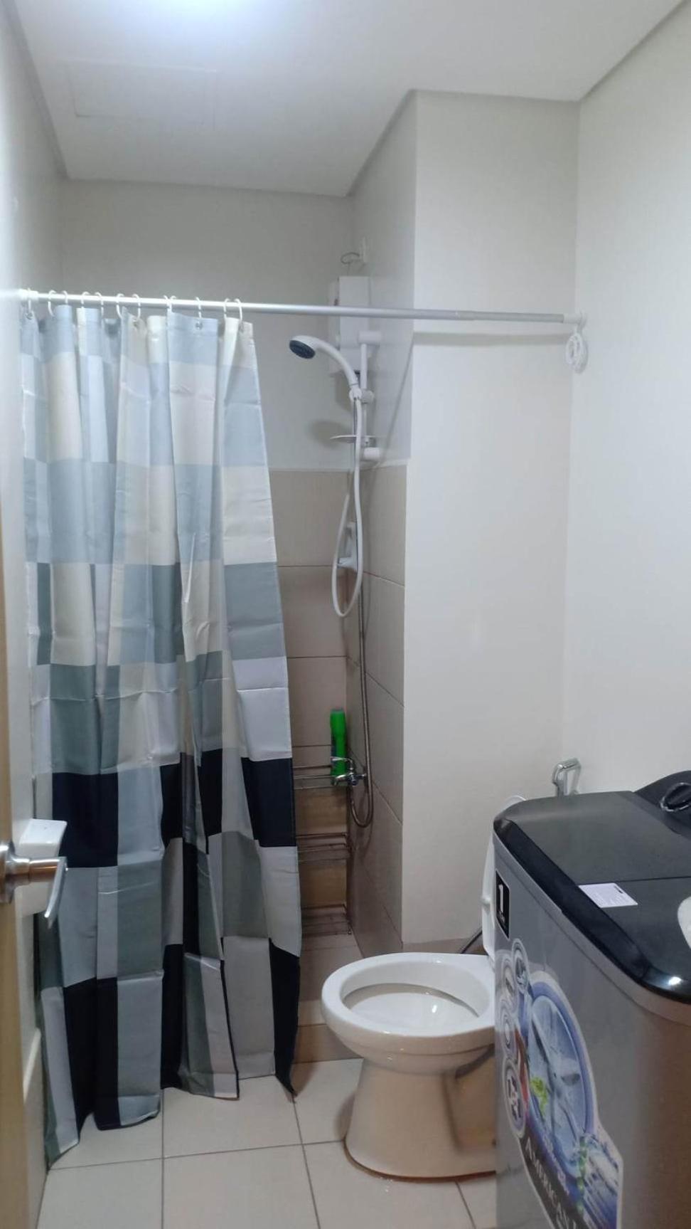 Impeccable 2-Bed Apartment in Quezon City view 2