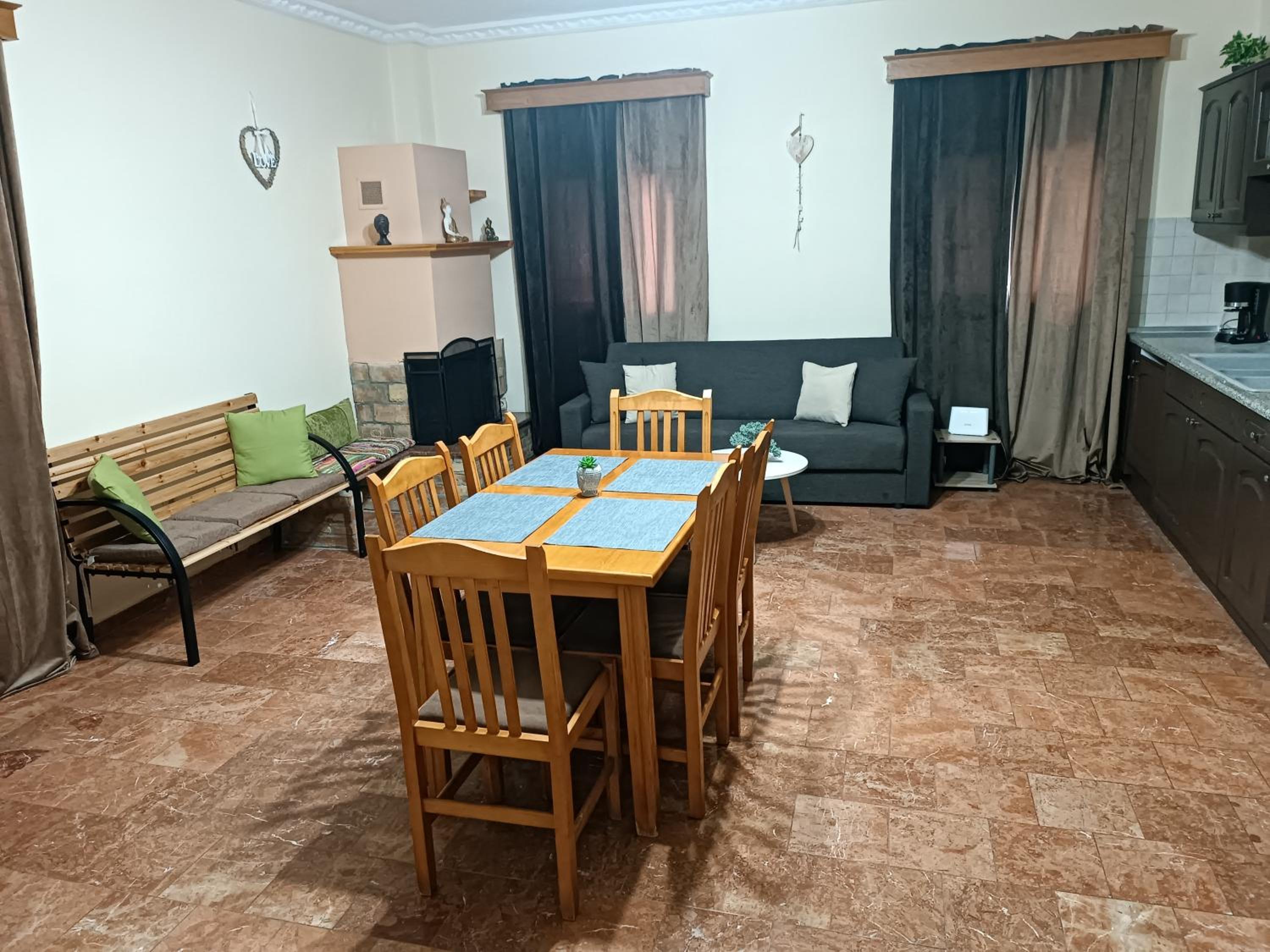 Savvas&Katia's luxury house view 2