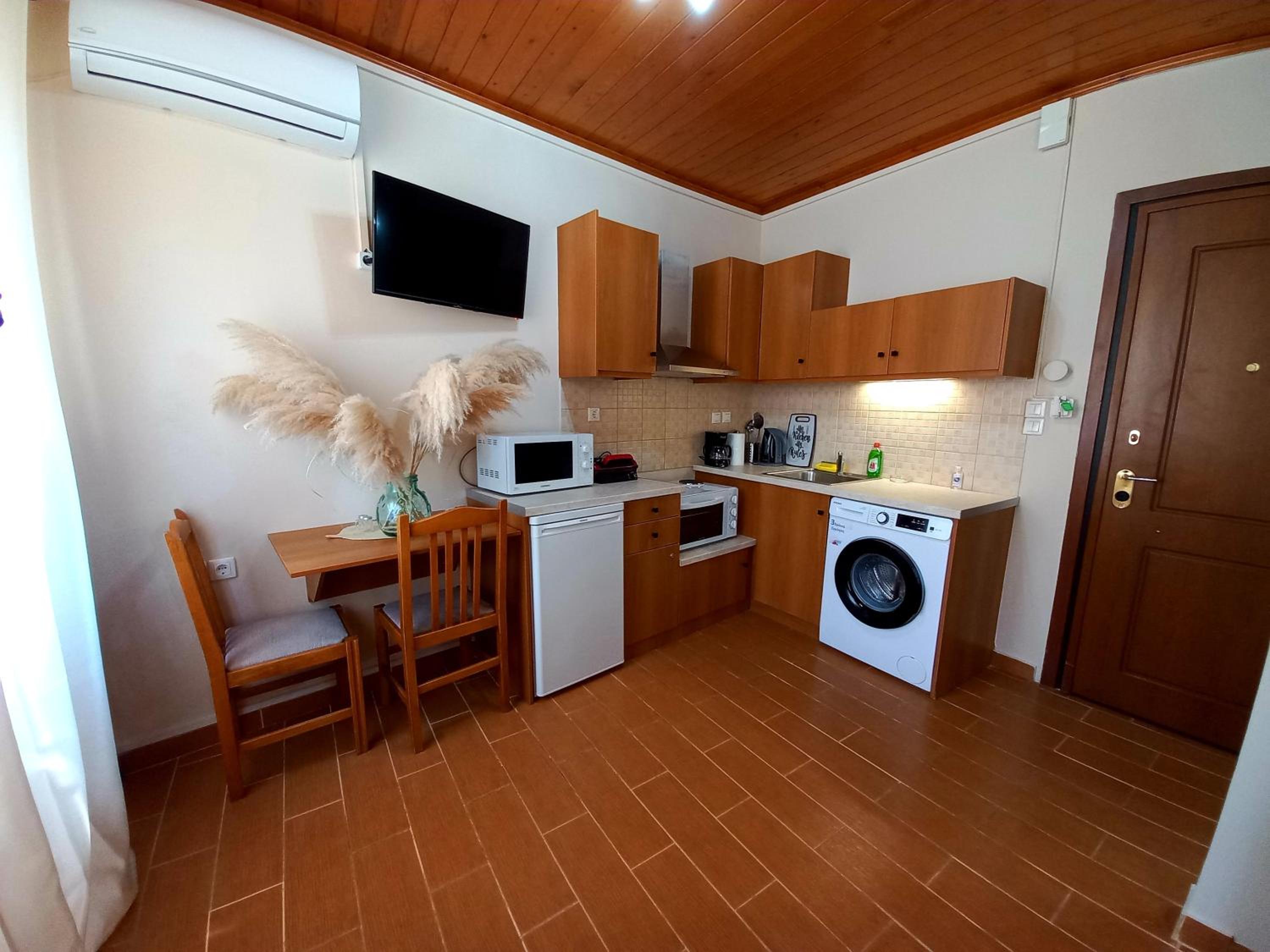 ML Saroko Apartment 2 view 4