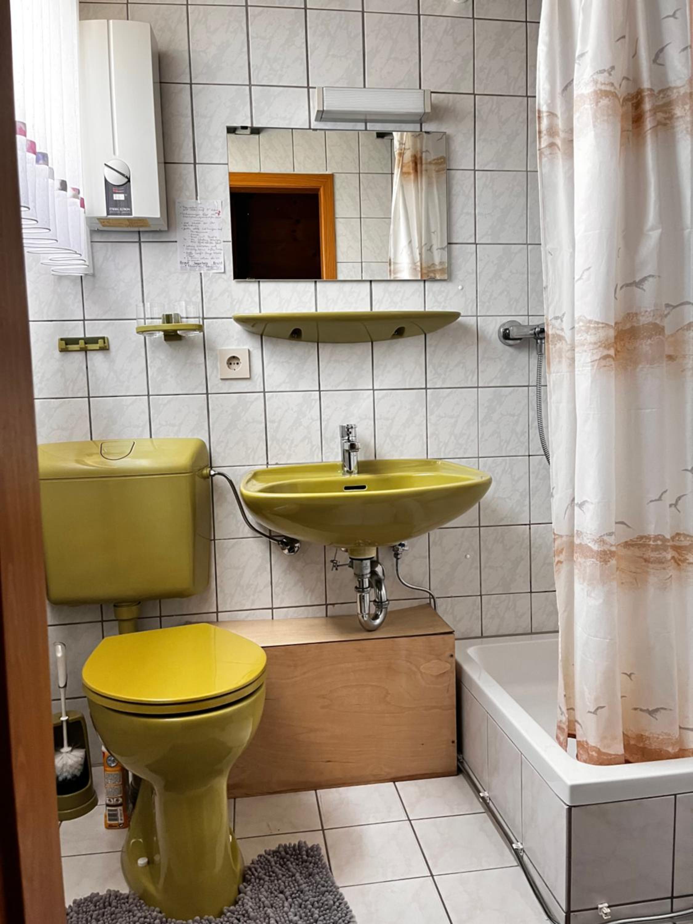 Gemütliches Ferienhaus mit sonniger Terrasse Frankenwald nähe Badesee Smart-TV