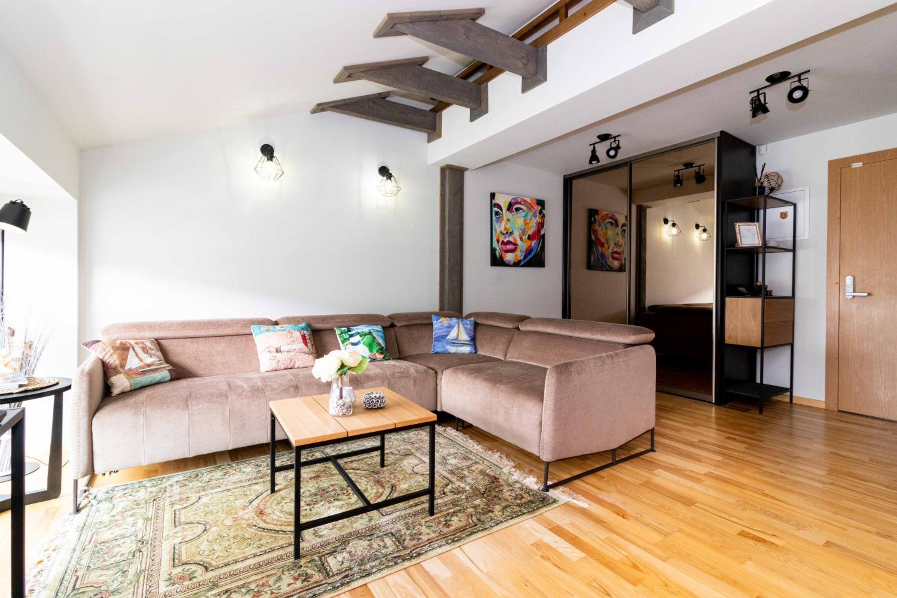 Authentic Peaceful Home Nida, By Cohost
