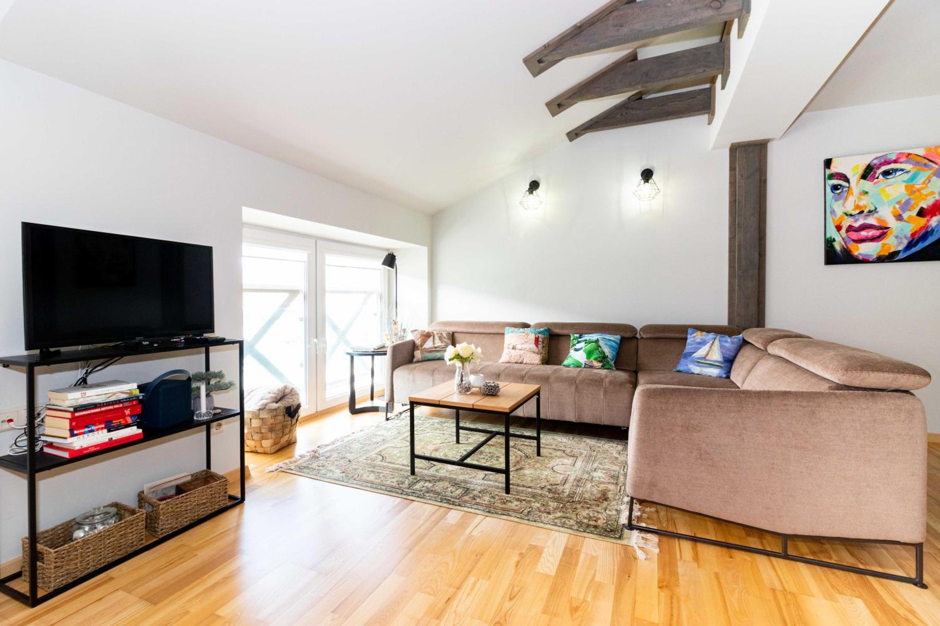Authentic Peaceful Home Nida, By Cohost
