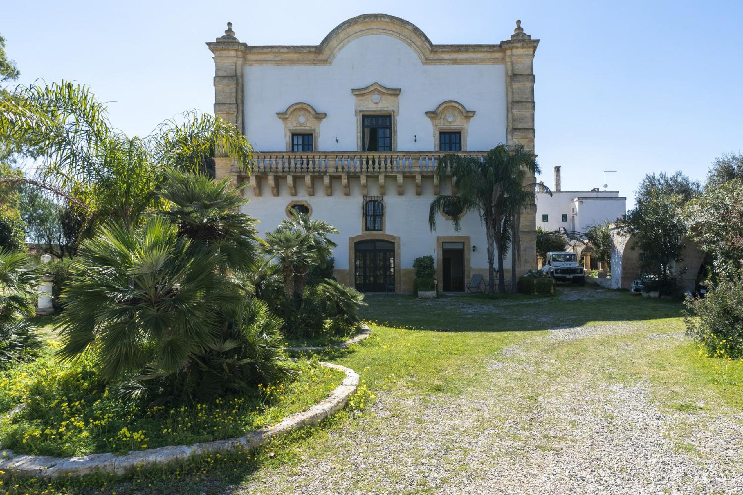 Suite Dimora Storica Maccarone by Wonderful Italy