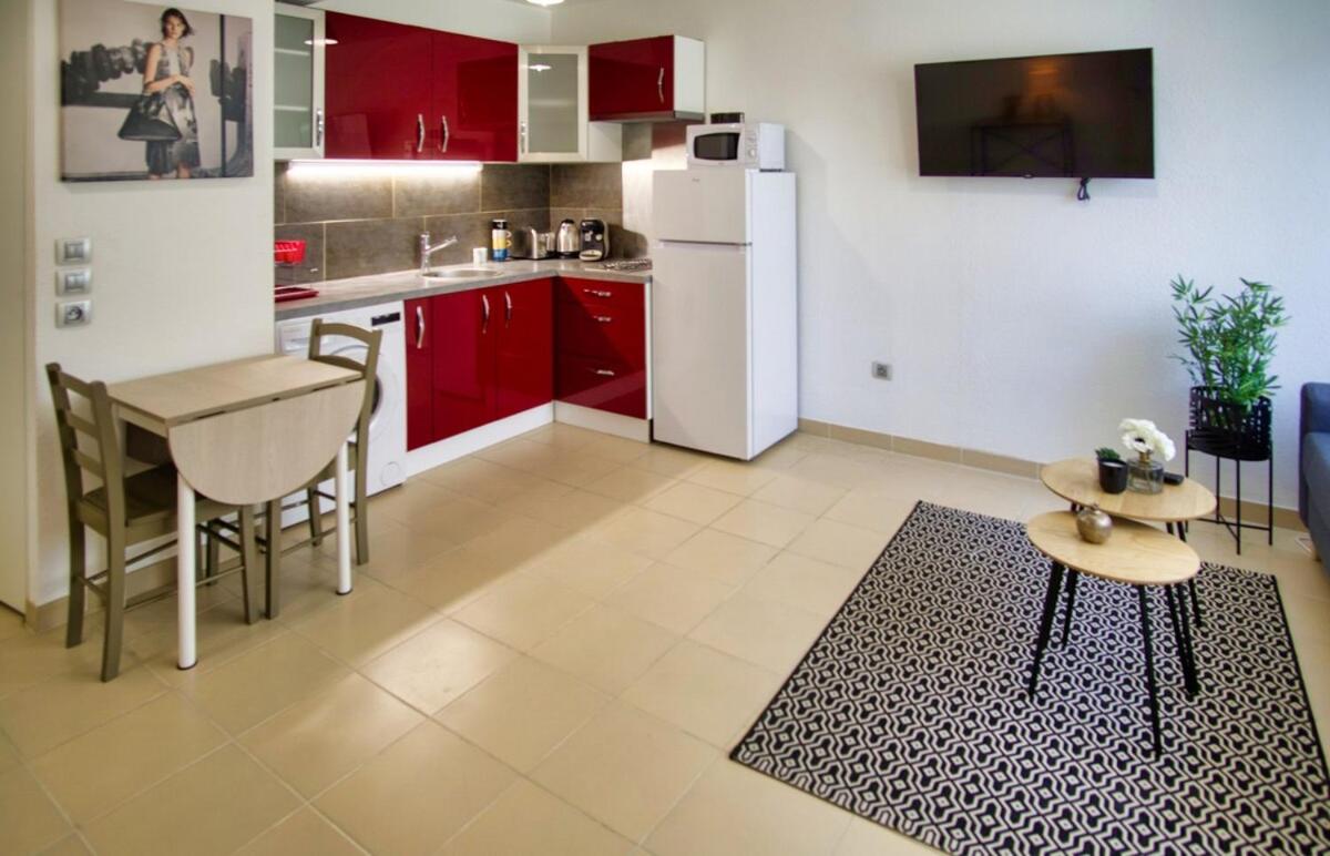 Cannes charming studio in a modern residence photo 2