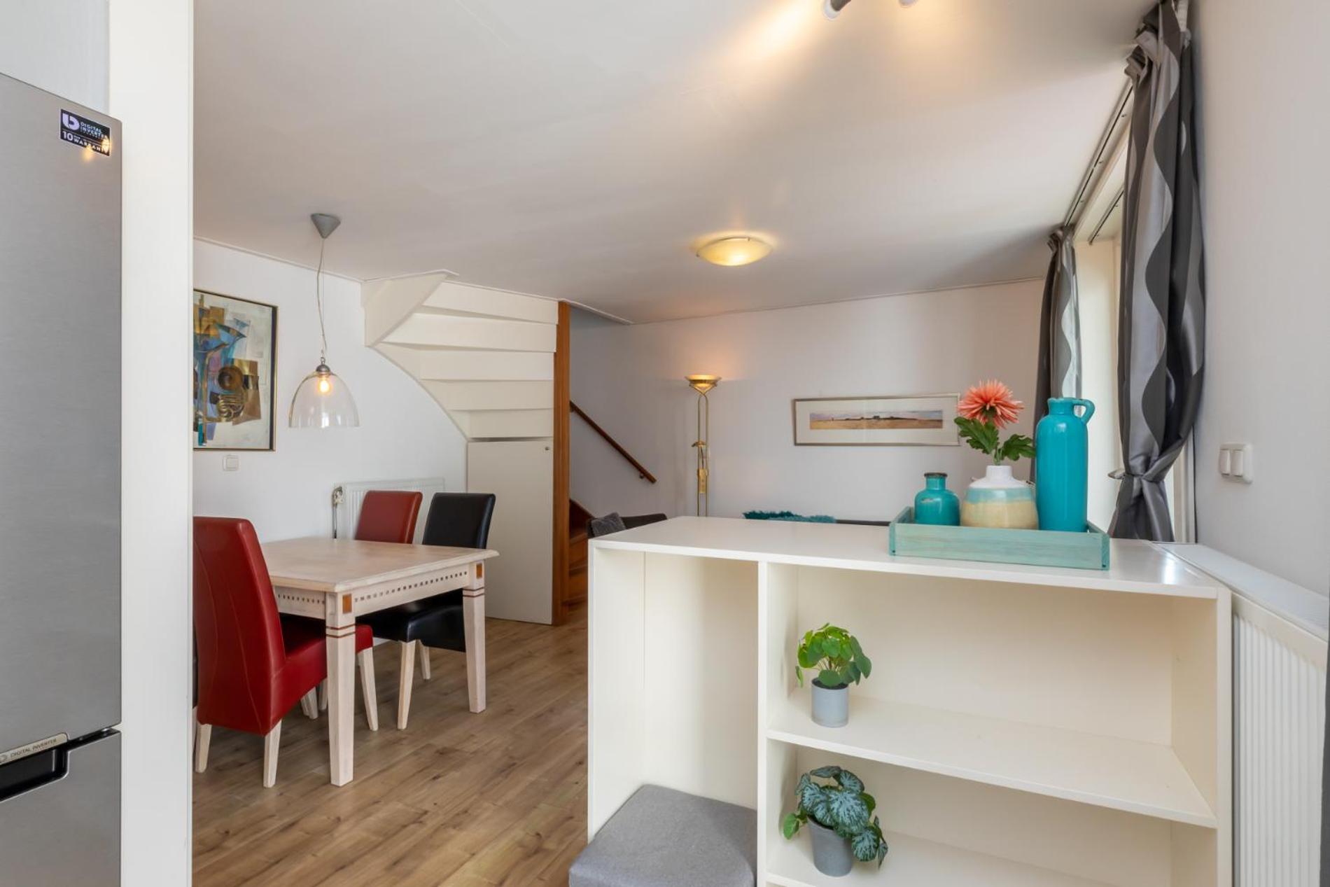 Welcome in - Knusse vakantiewoning met zonnig terras in het gezellige Domburg view 5